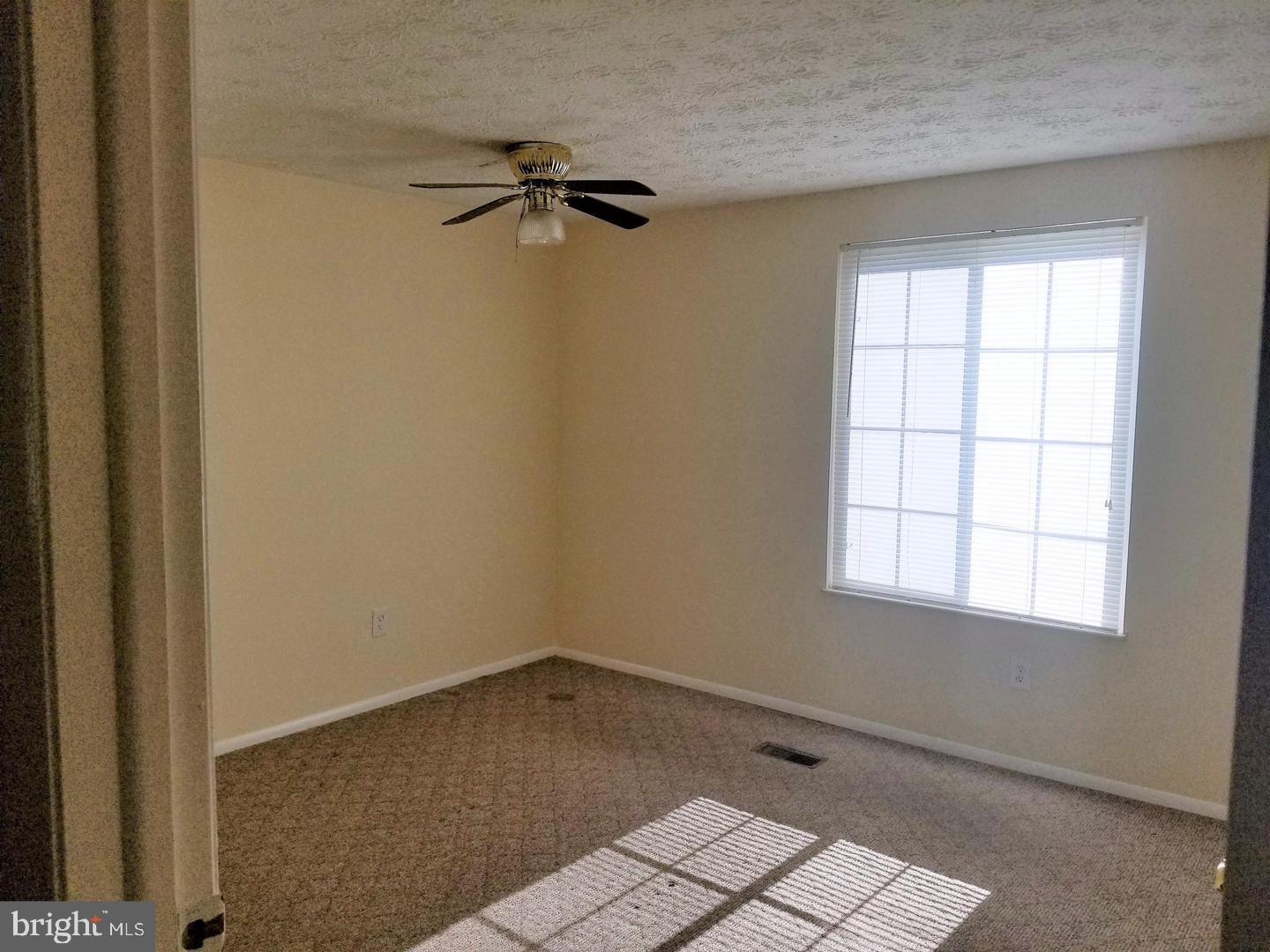 WEST OX CLUSTER - Residential Lease