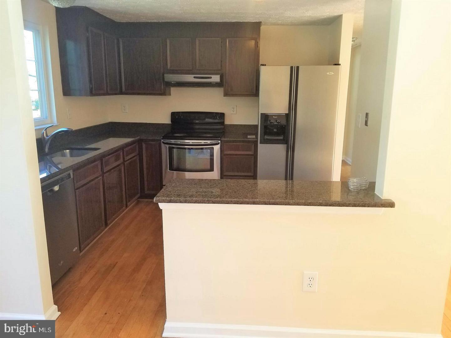 WEST OX CLUSTER - Residential Lease