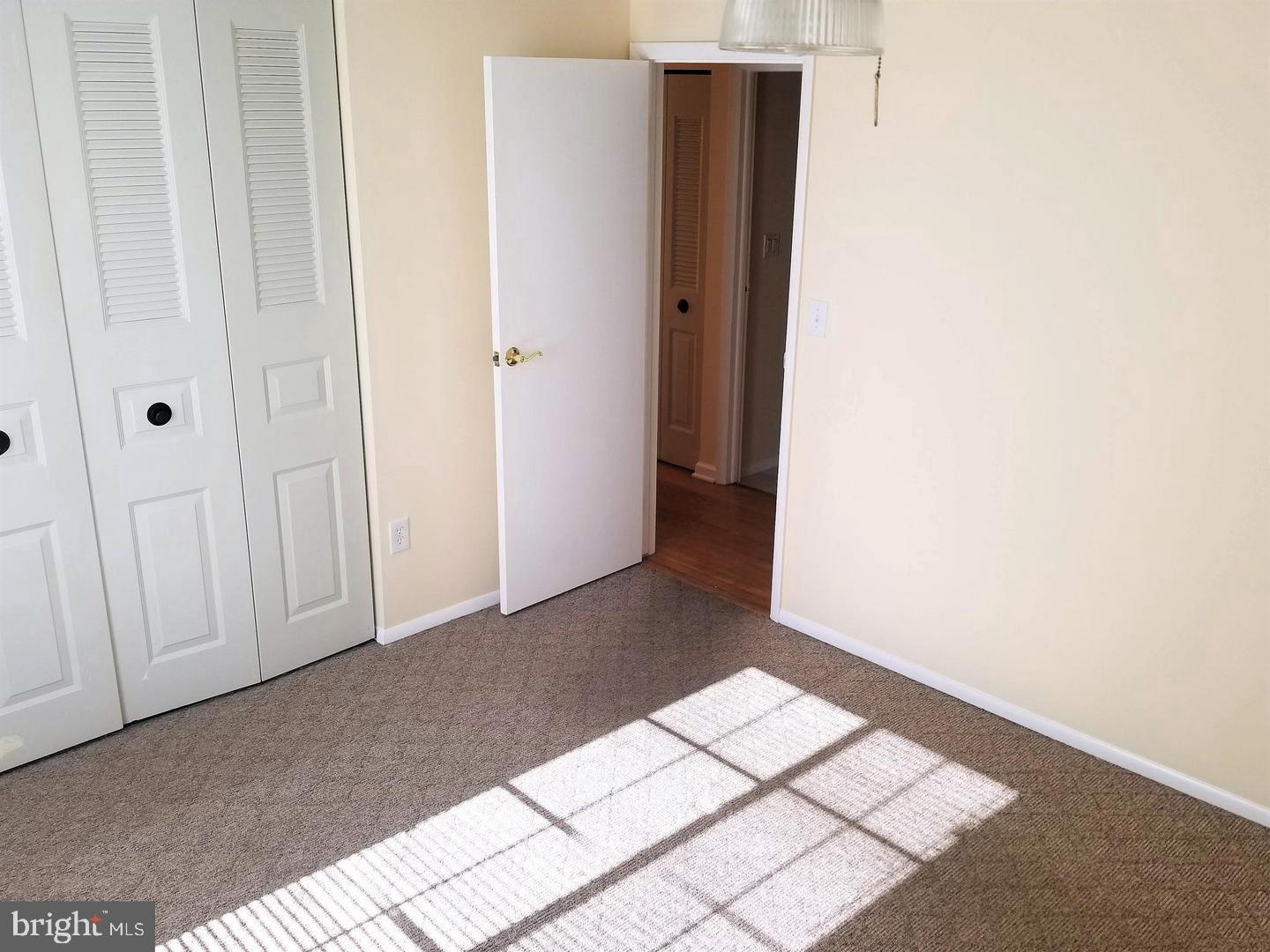 WEST OX CLUSTER - Residential Lease