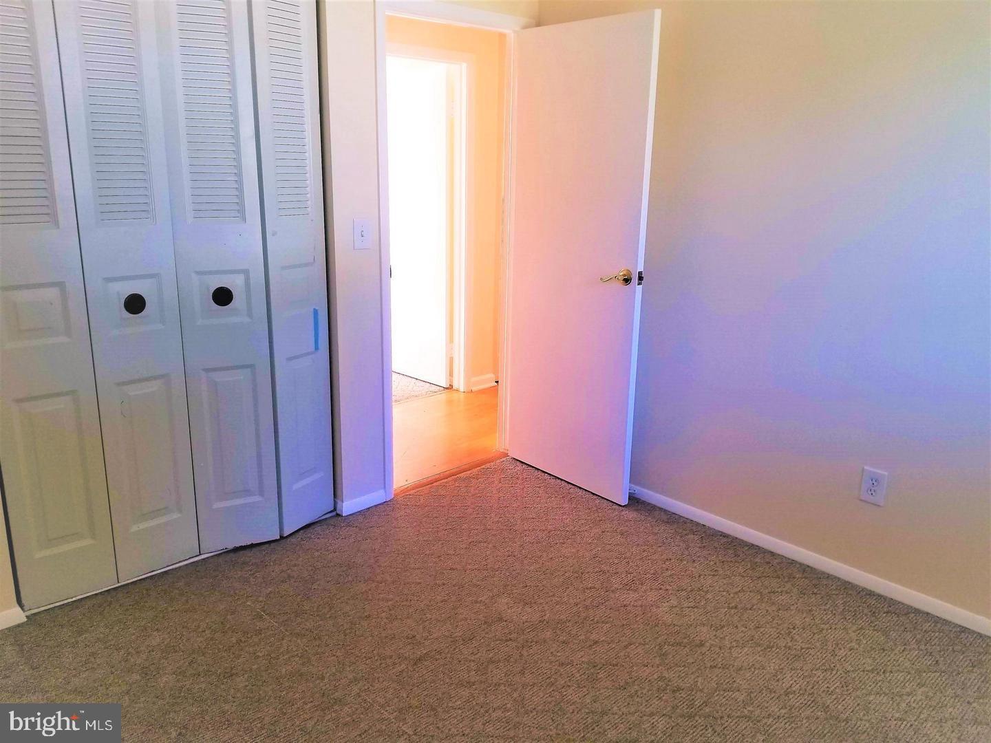 WEST OX CLUSTER - Residential Lease