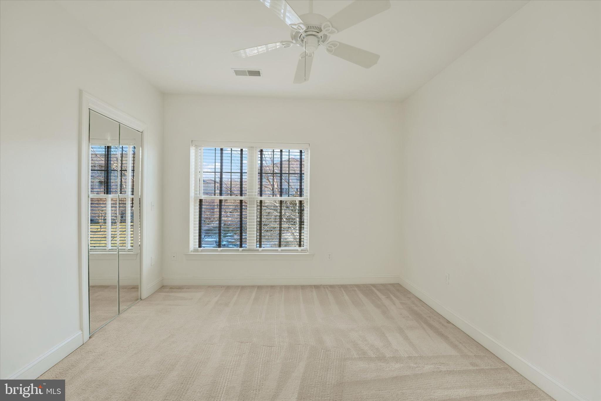 VILLAGE OF FOUNTAINVIEW - Residential