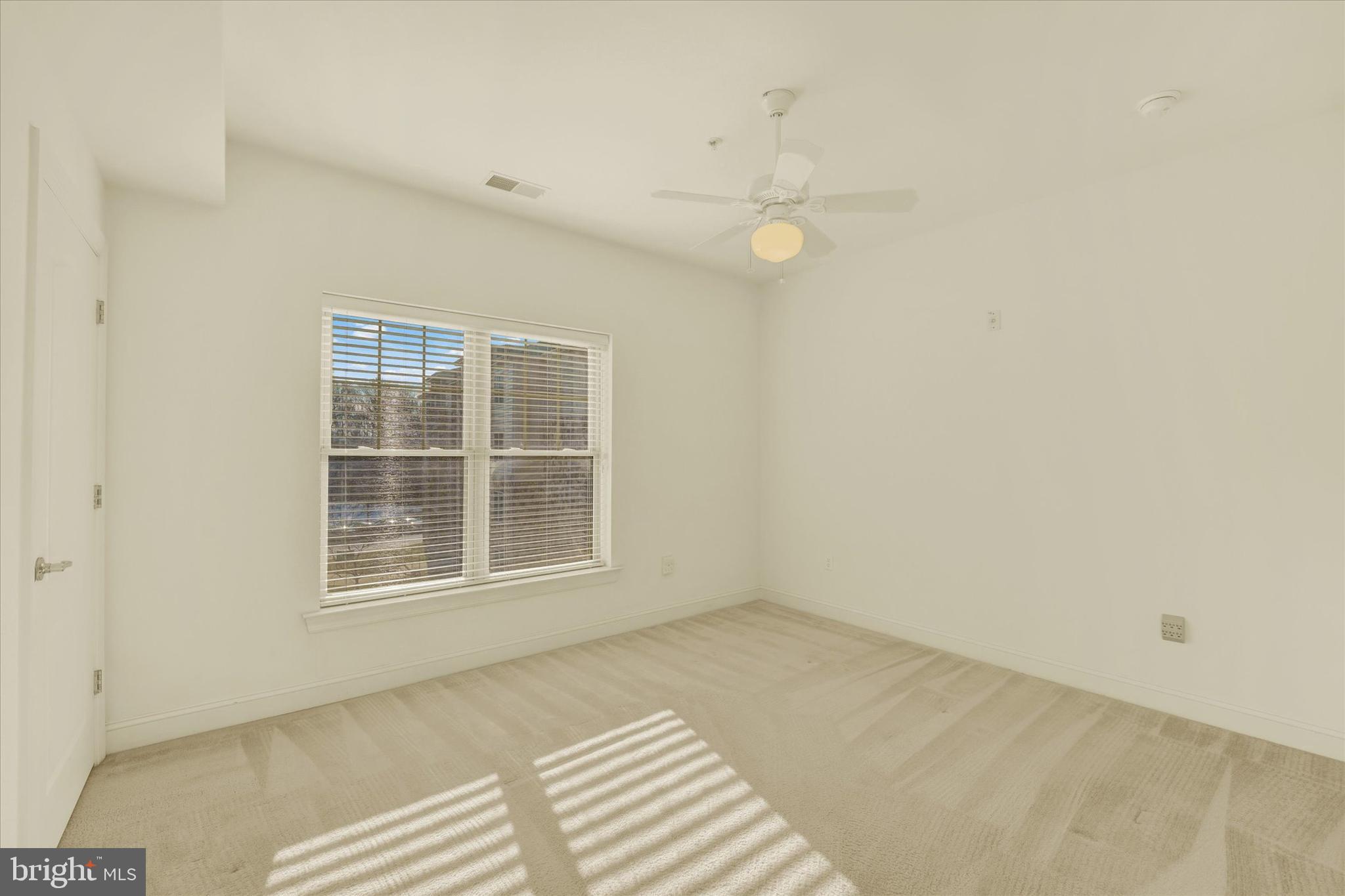 VILLAGE OF FOUNTAINVIEW - Residential