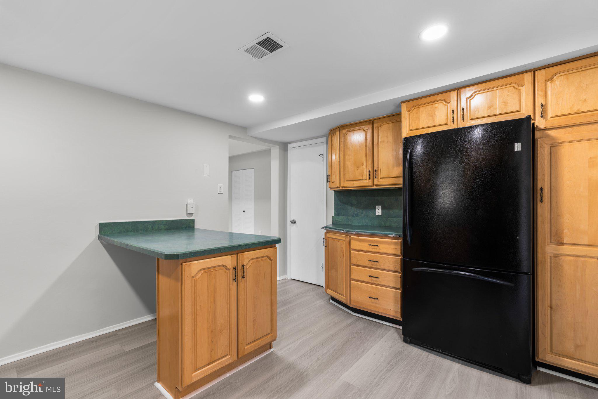 THE PROVINCES - Residential