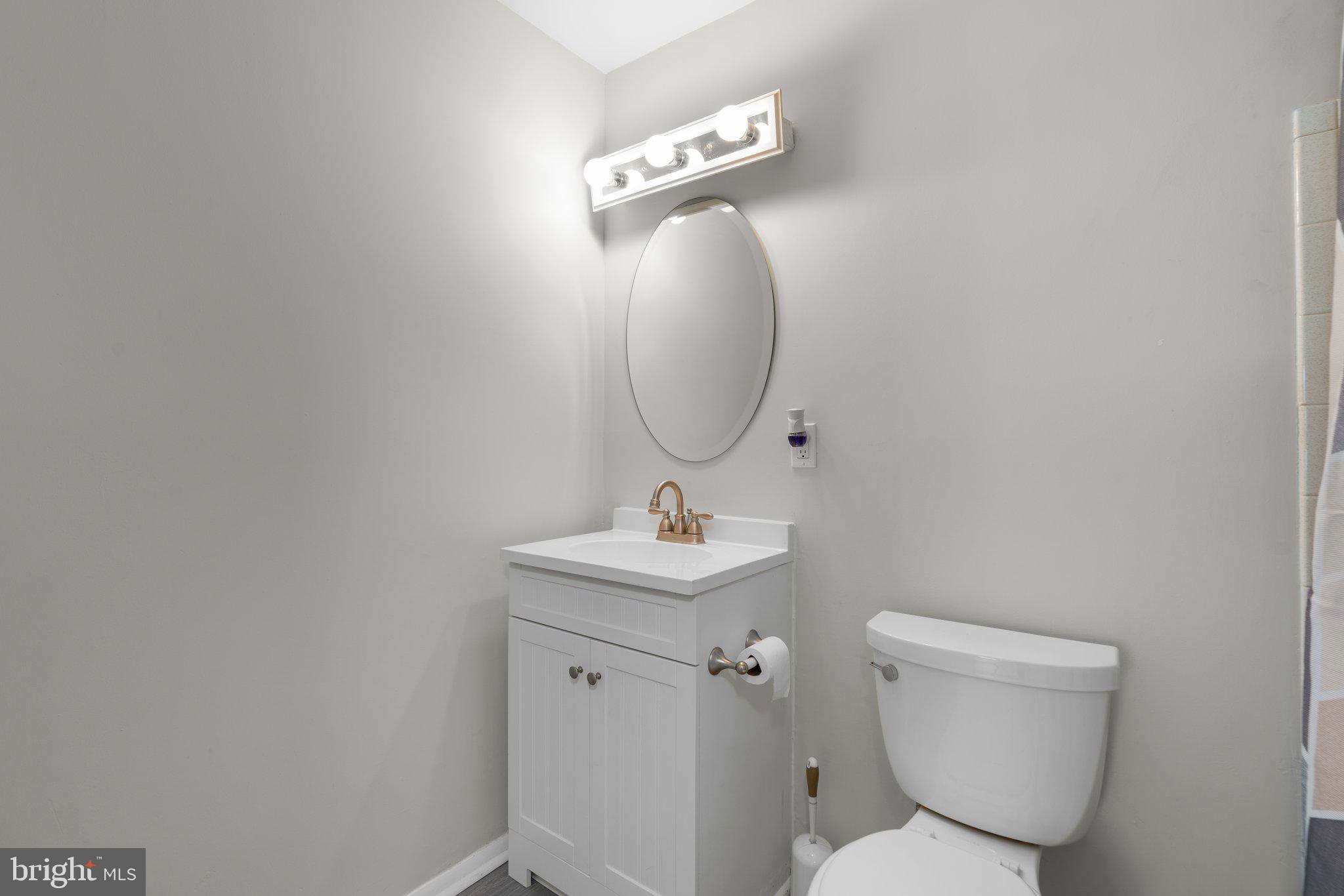 THE PROVINCES - Residential