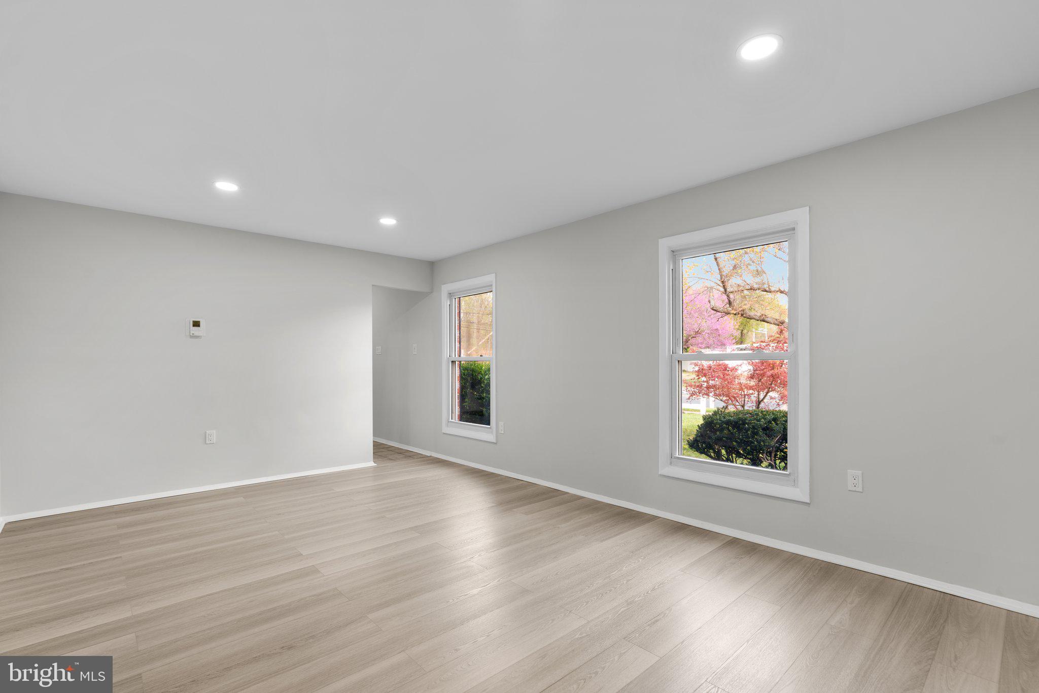 THE PROVINCES - Residential