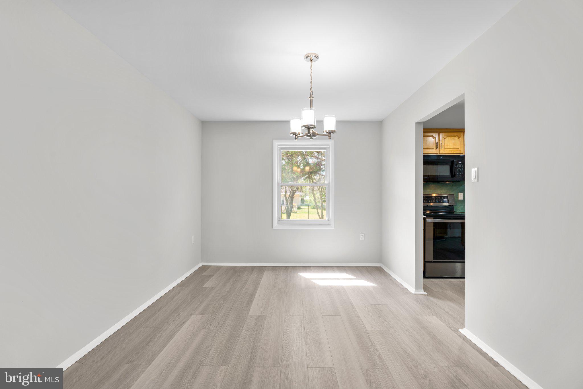 THE PROVINCES - Residential