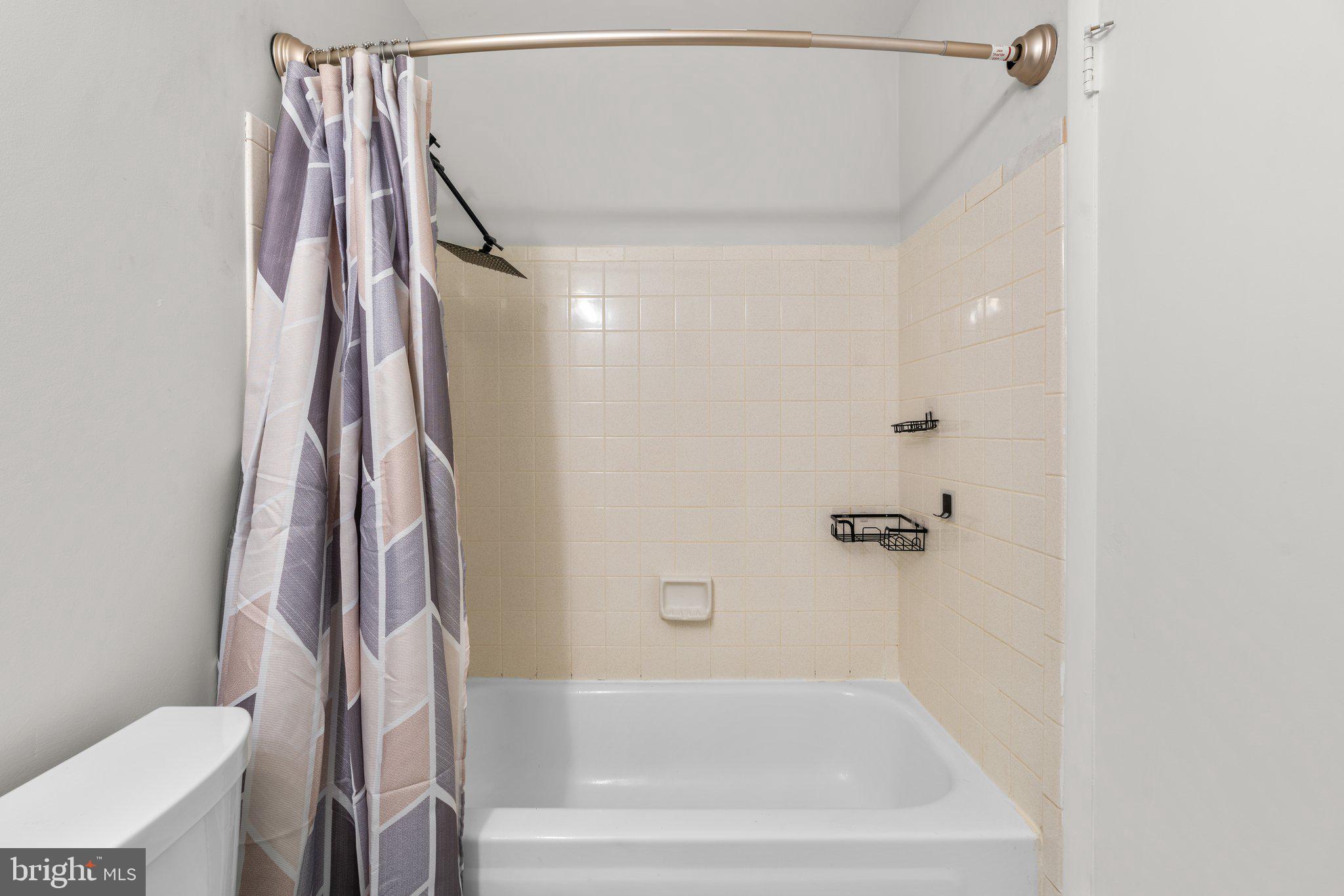 THE PROVINCES - Residential