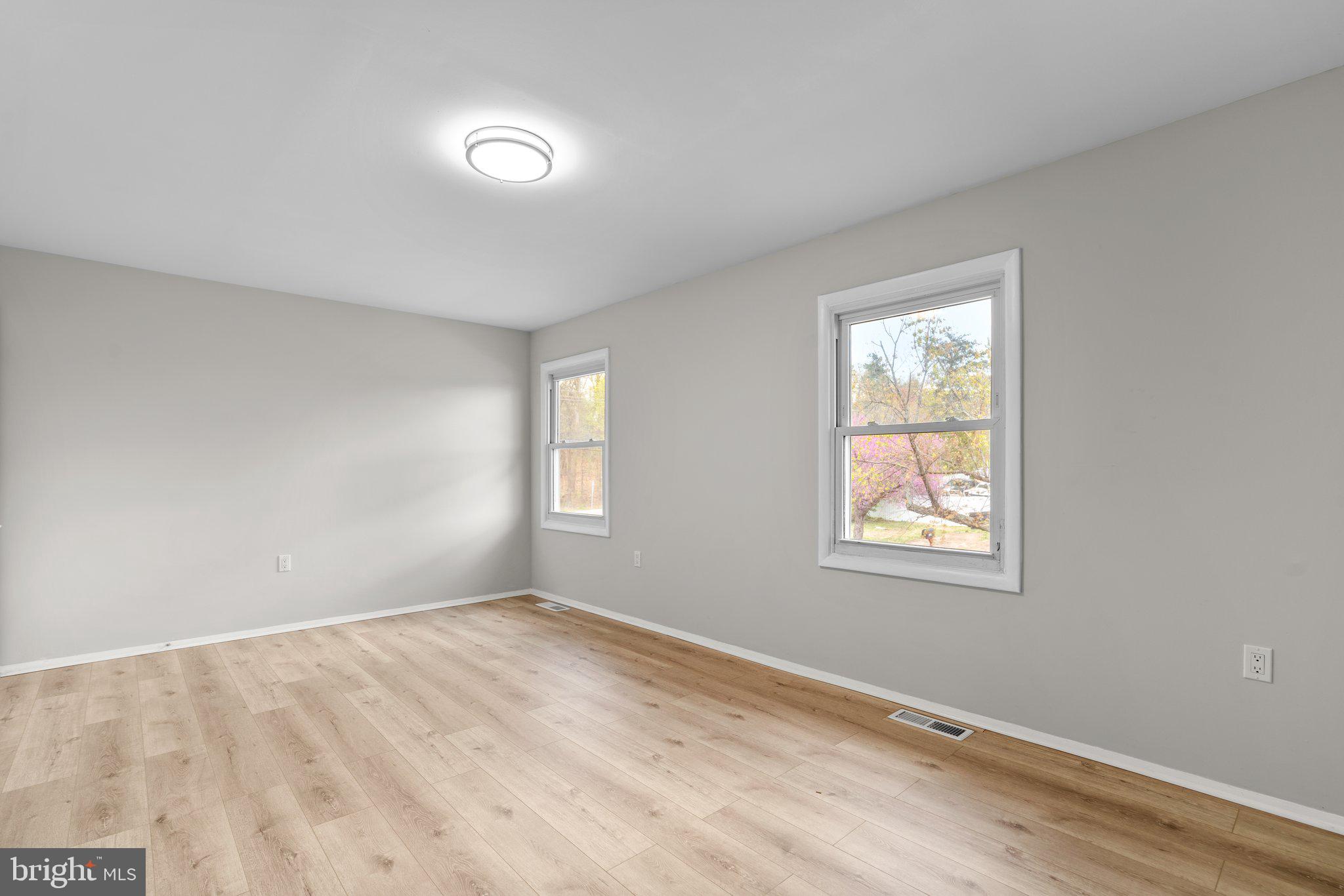 THE PROVINCES - Residential