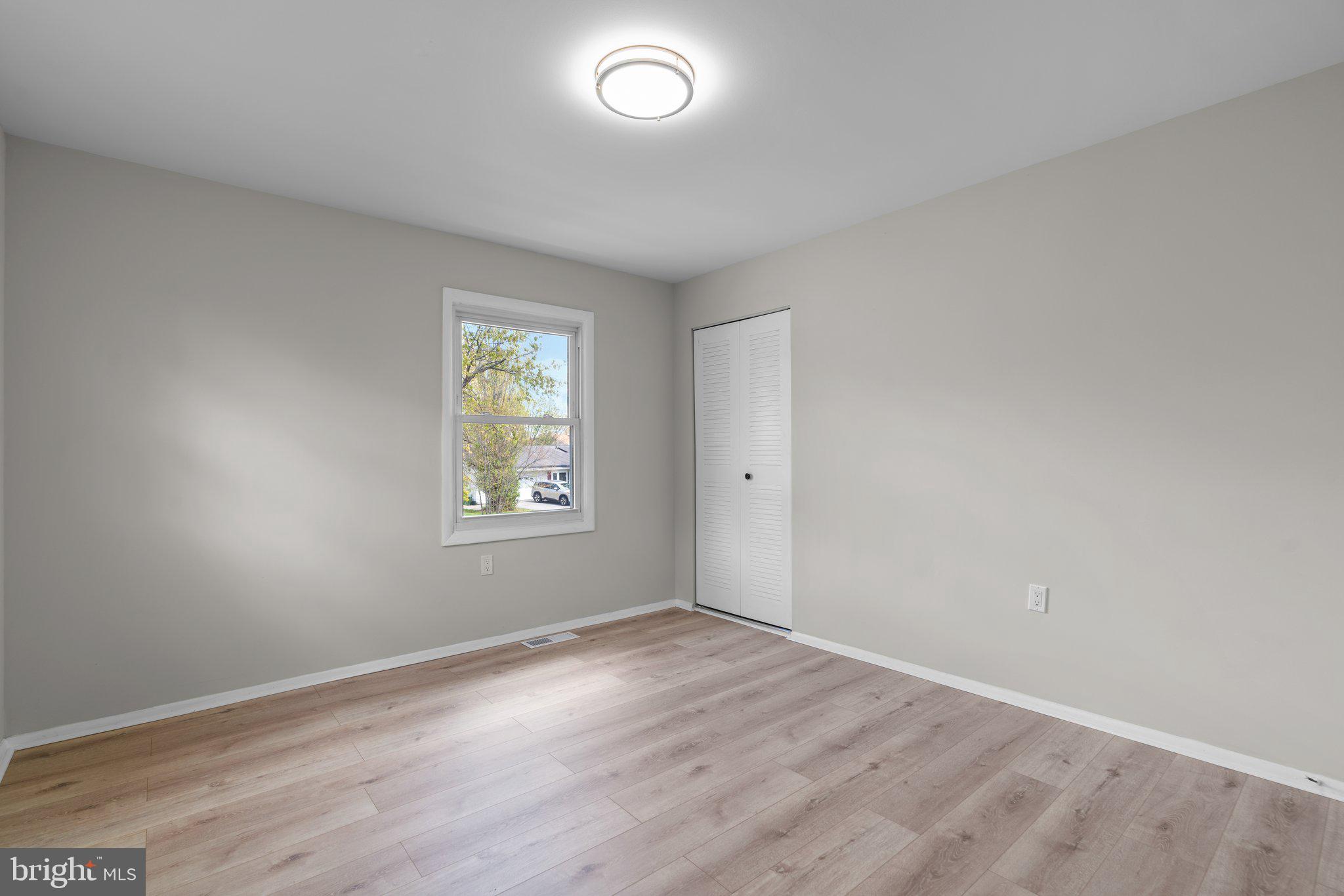 THE PROVINCES - Residential