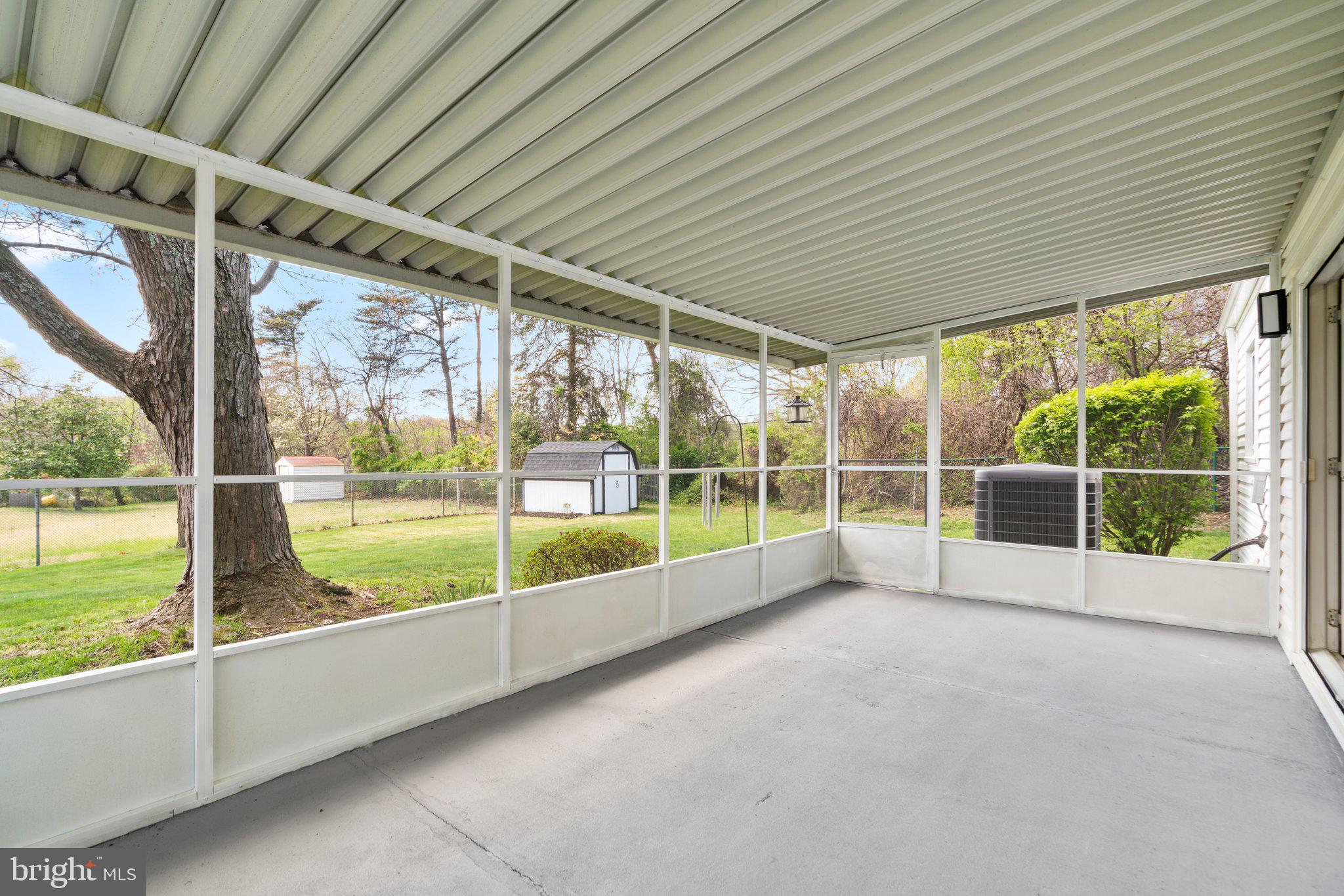 THE PROVINCES - Residential