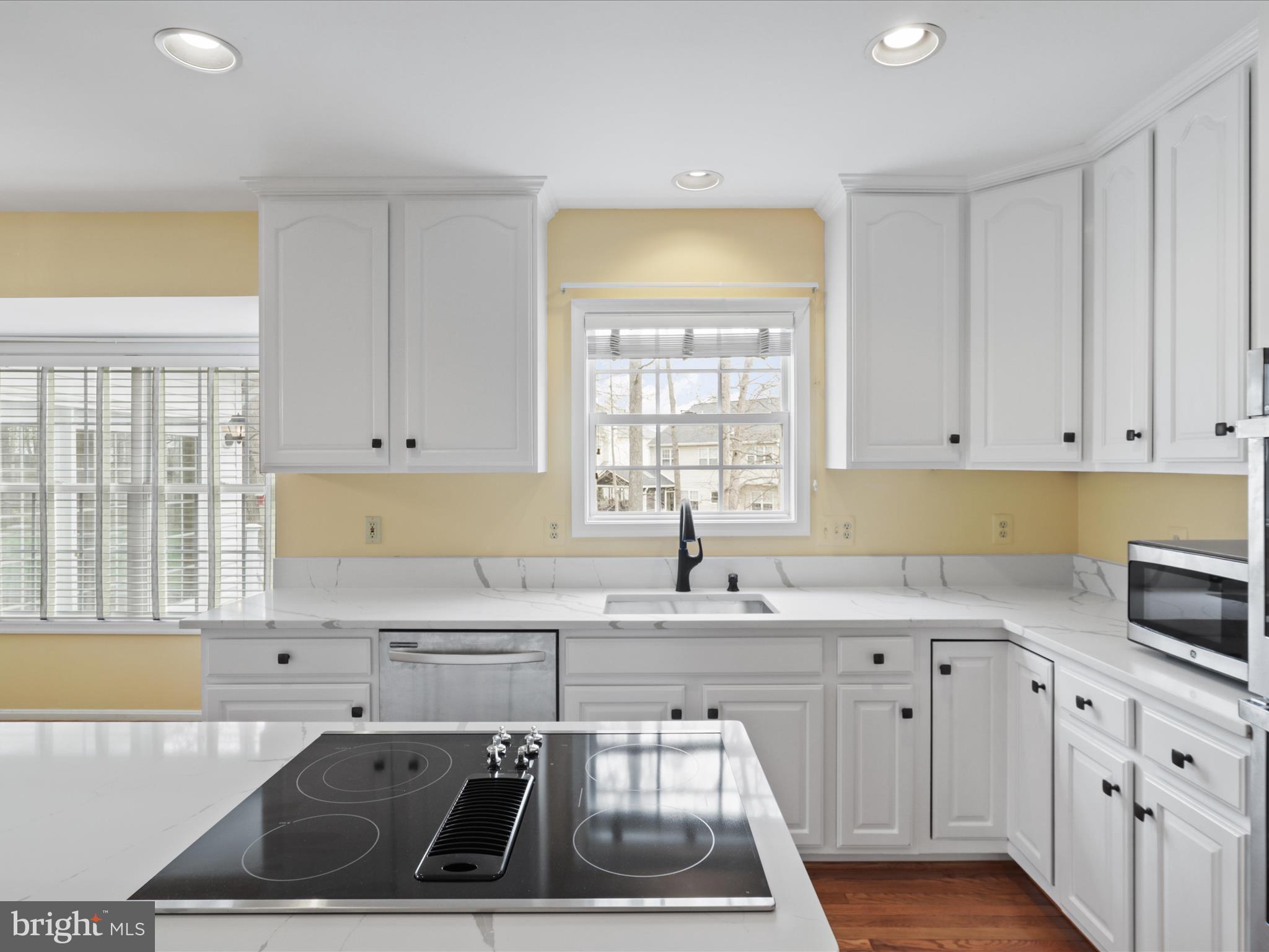 BRIDLEWOOD - Residential