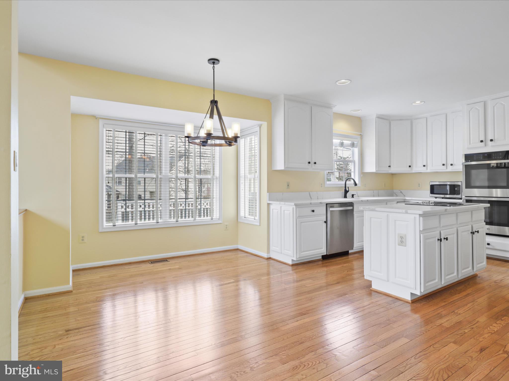 BRIDLEWOOD - Residential