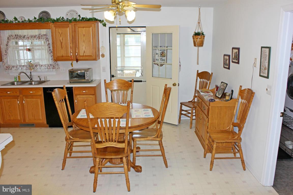 SPRINGFIELD RIDGE - Residential