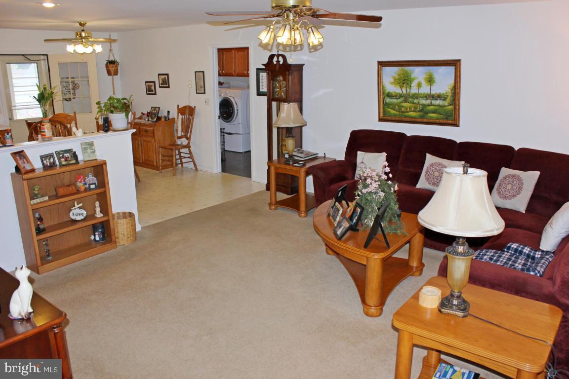 SPRINGFIELD RIDGE - Residential