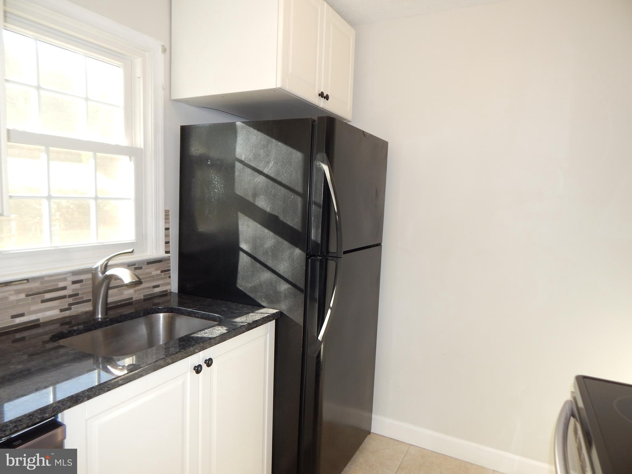 VILLAS LAKE ANITA LOUISE - Residential