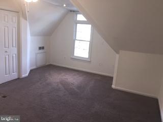 VILLAS LAKE ANITA LOUISE - Residential