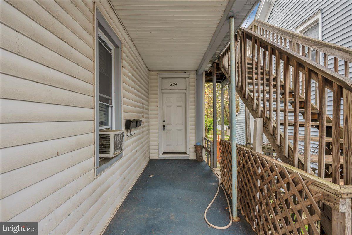 204 HUNTER STREET