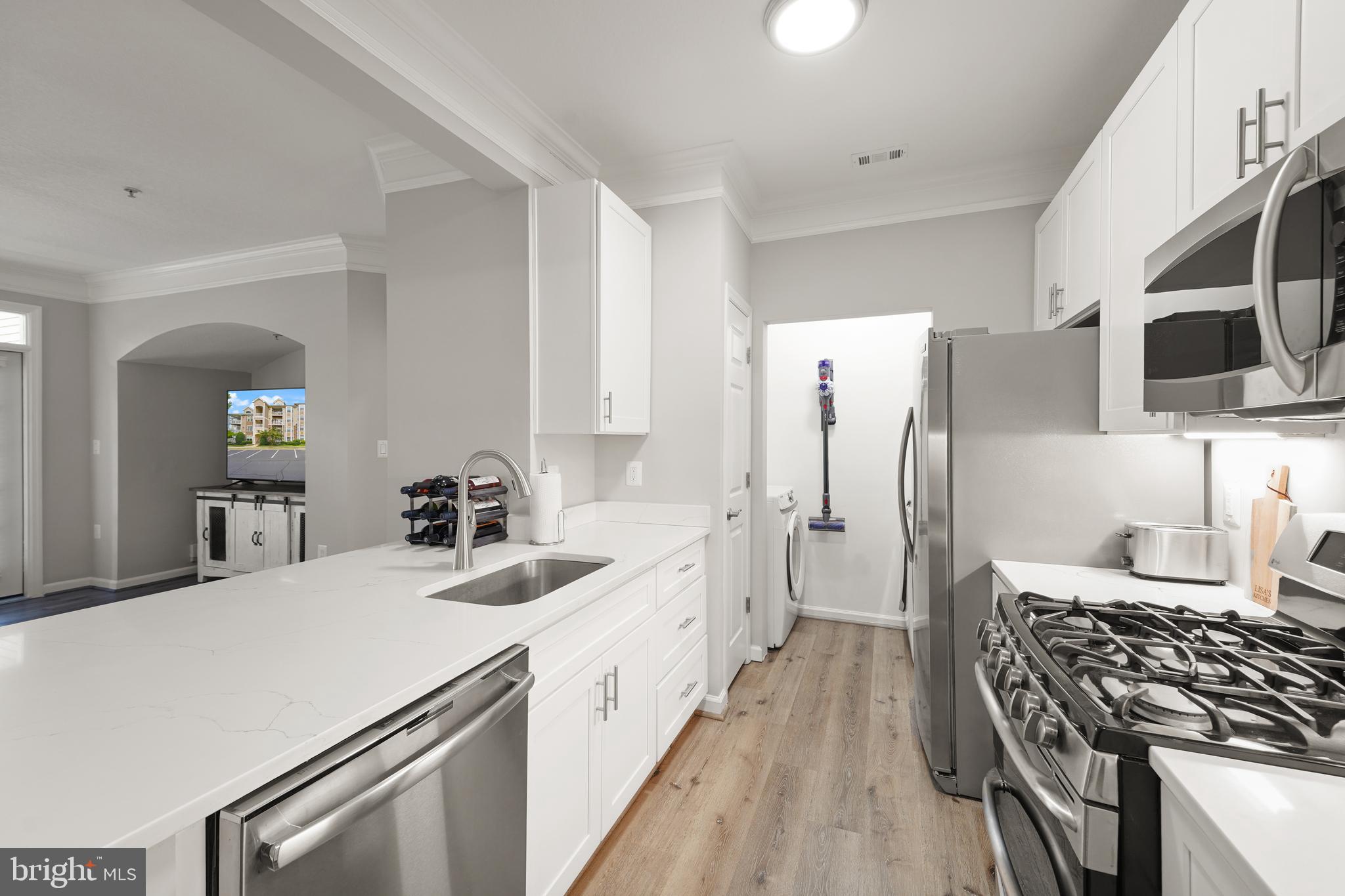 WESTCHESTER AT STRATFORD - Residential