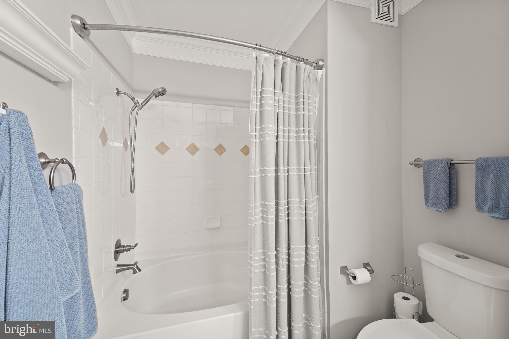 WESTCHESTER AT STRATFORD - Residential