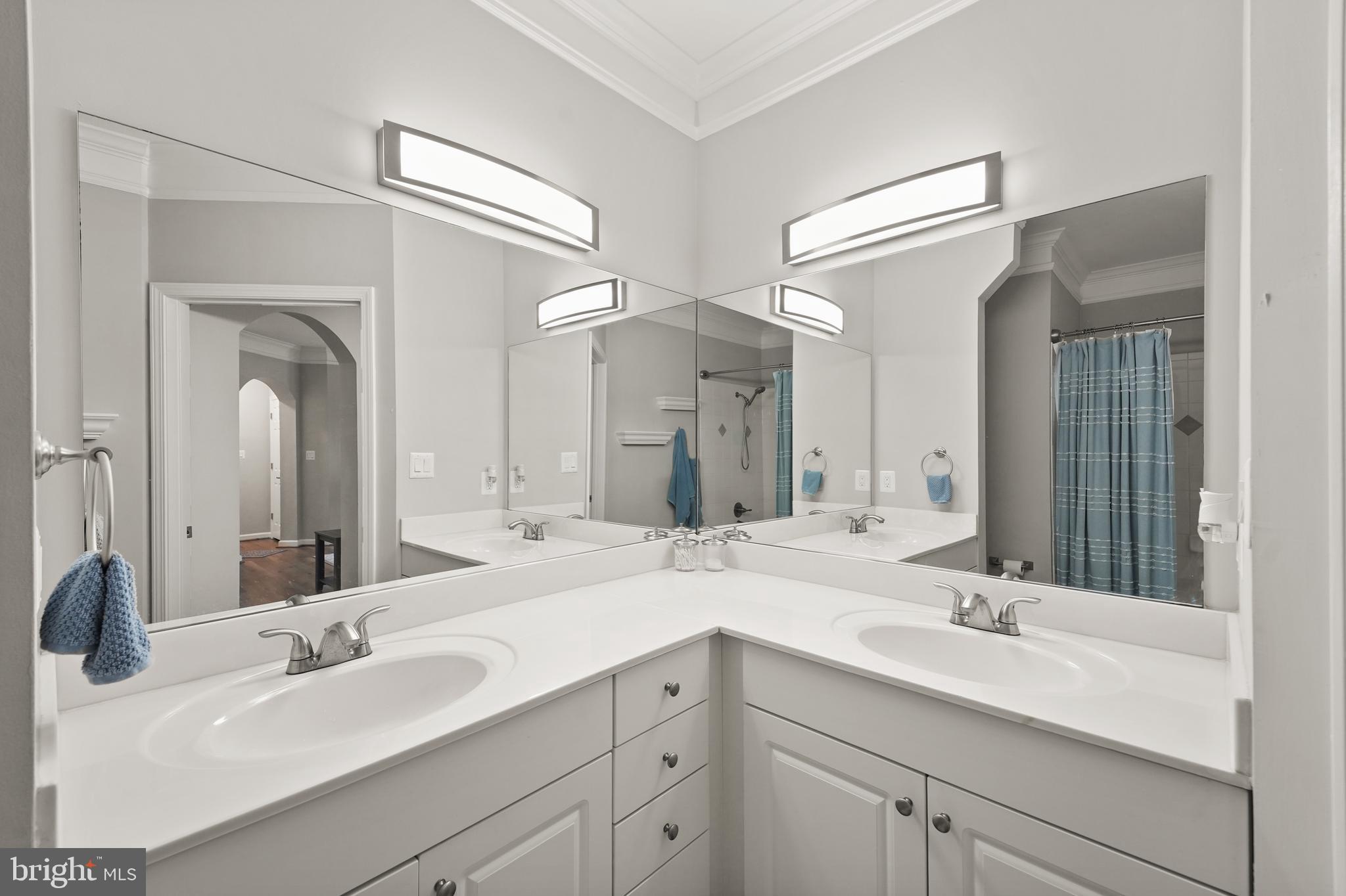 WESTCHESTER AT STRATFORD - Residential