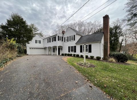 Homes For Rent - 7309 River Road<br/> BETHESDA, MD 20817
