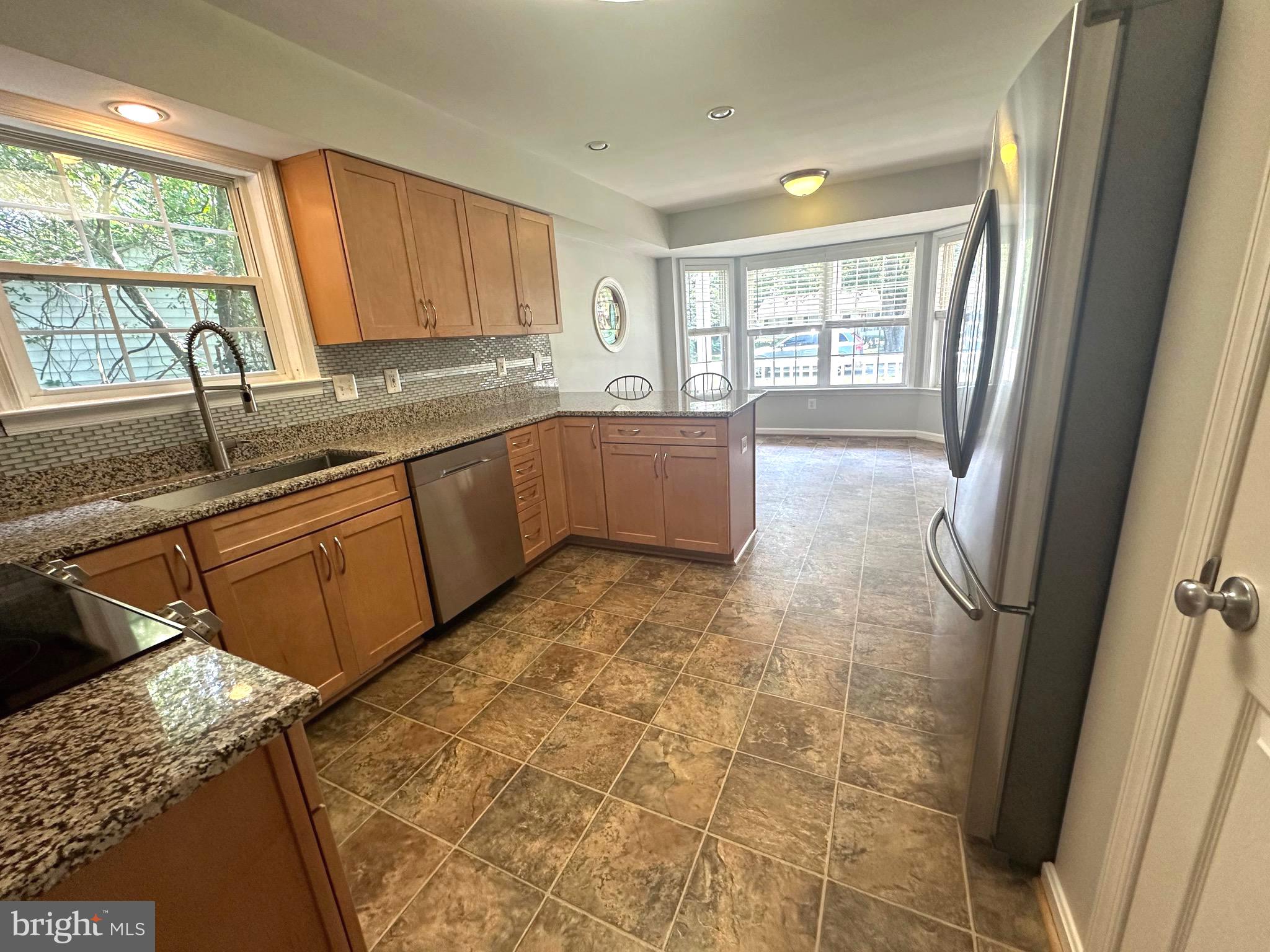 DRUM POINT - Residential