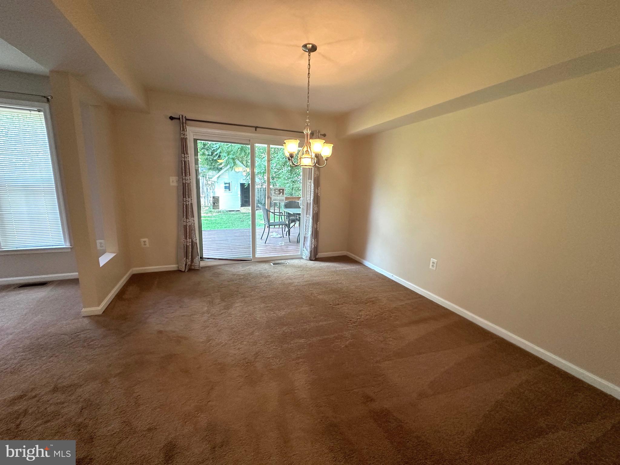 DRUM POINT - Residential