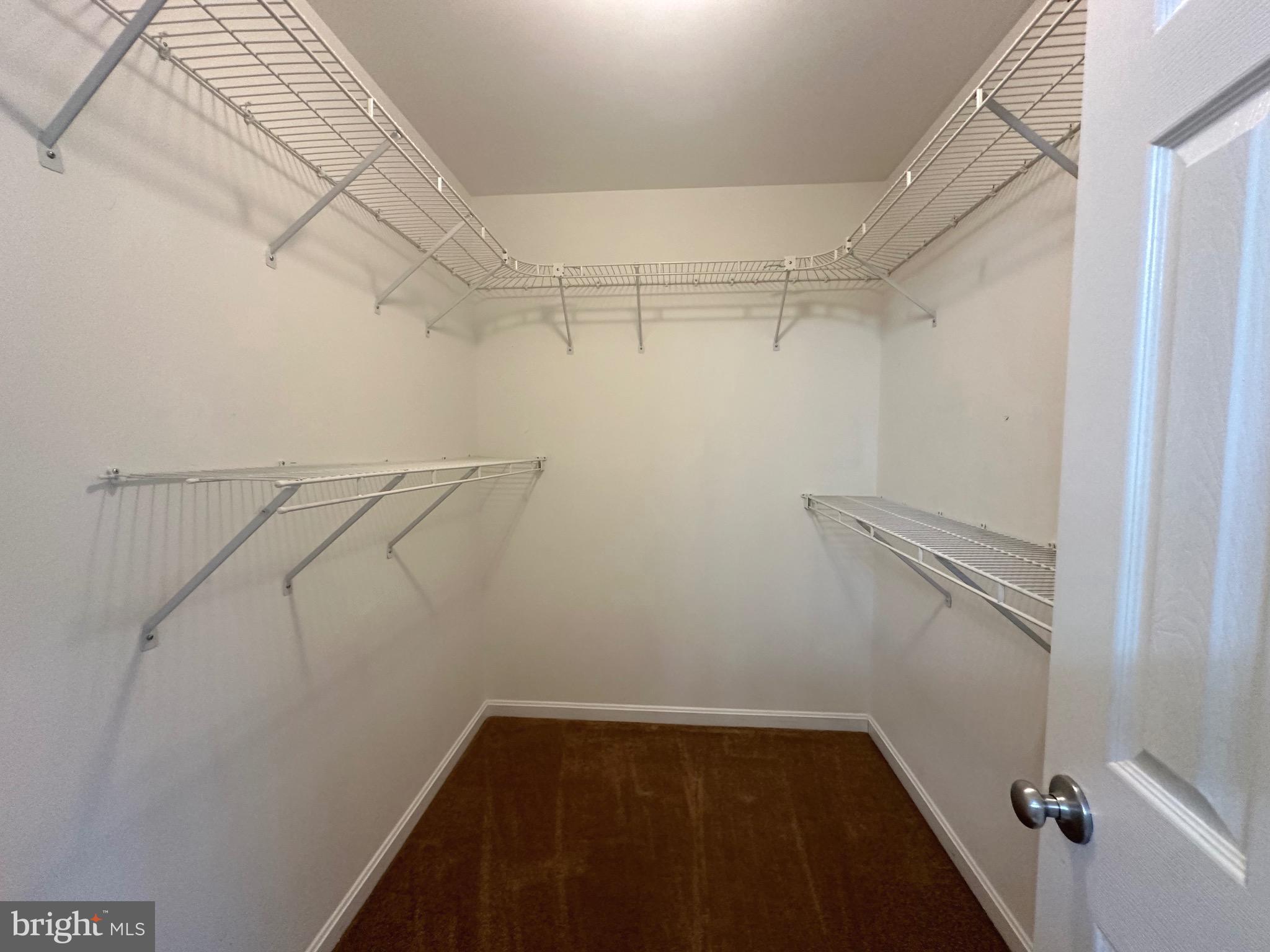 DRUM POINT - Residential