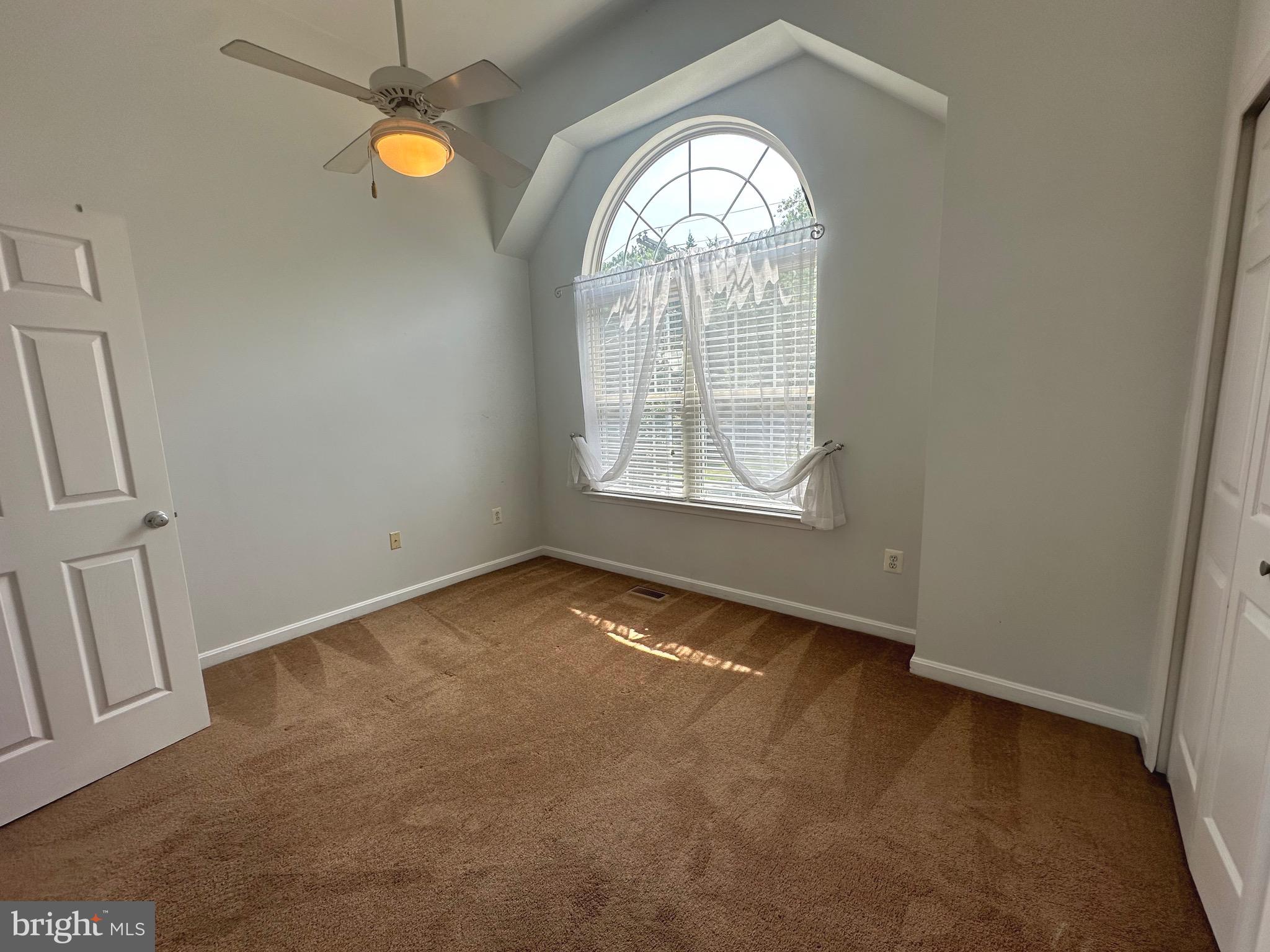 DRUM POINT - Residential