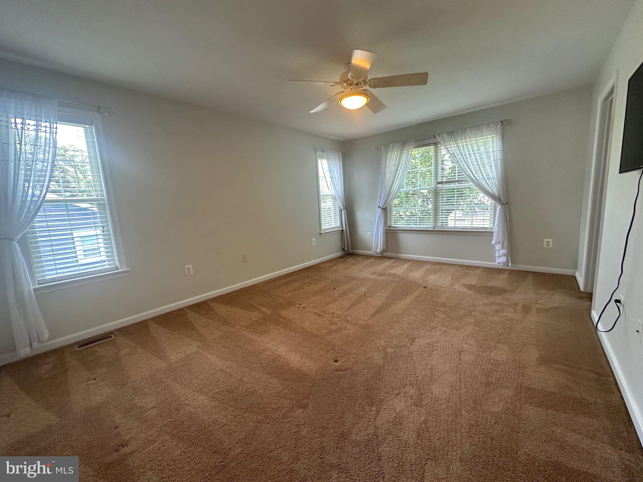 DRUM POINT - Residential