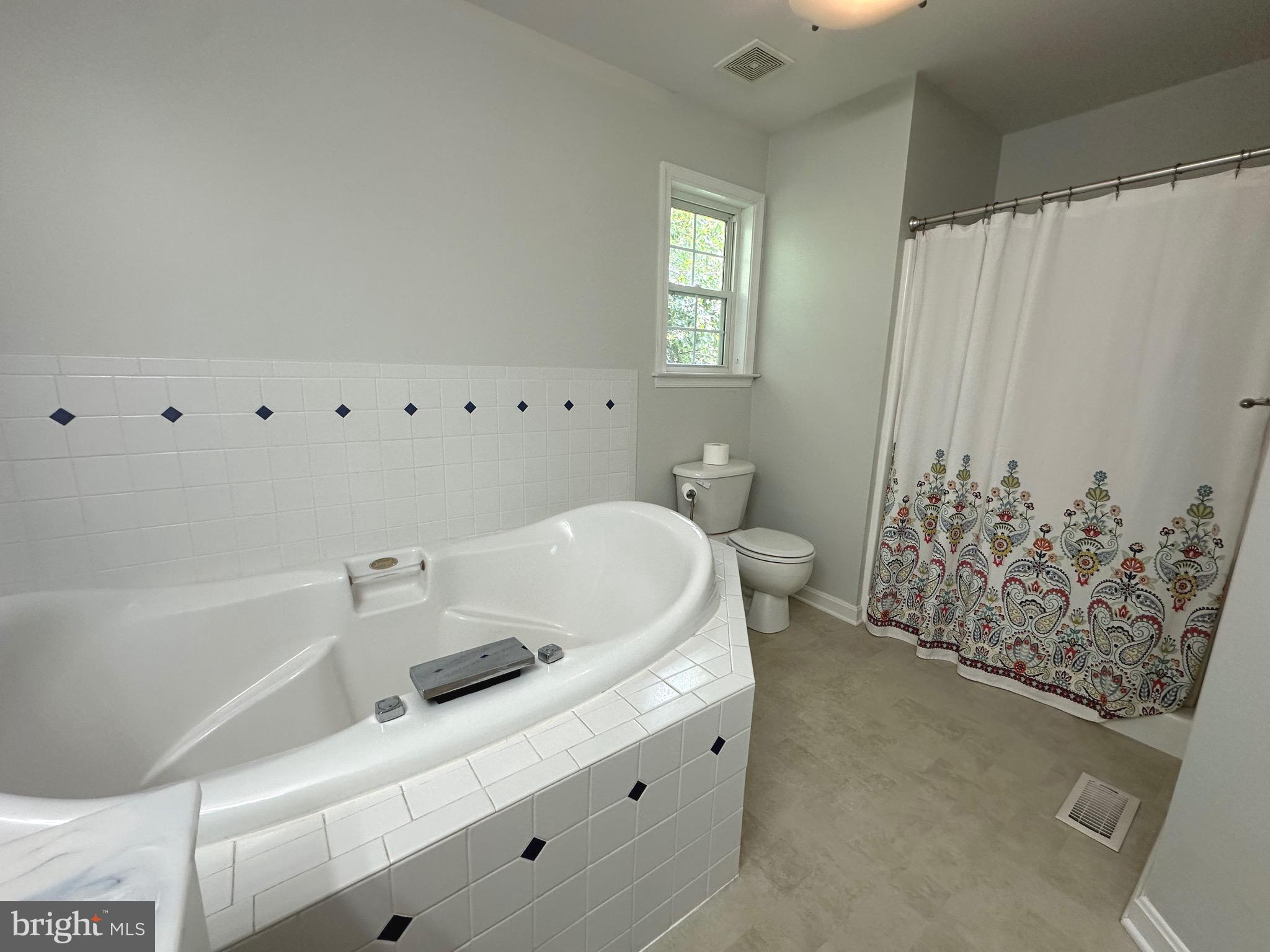 DRUM POINT - Residential