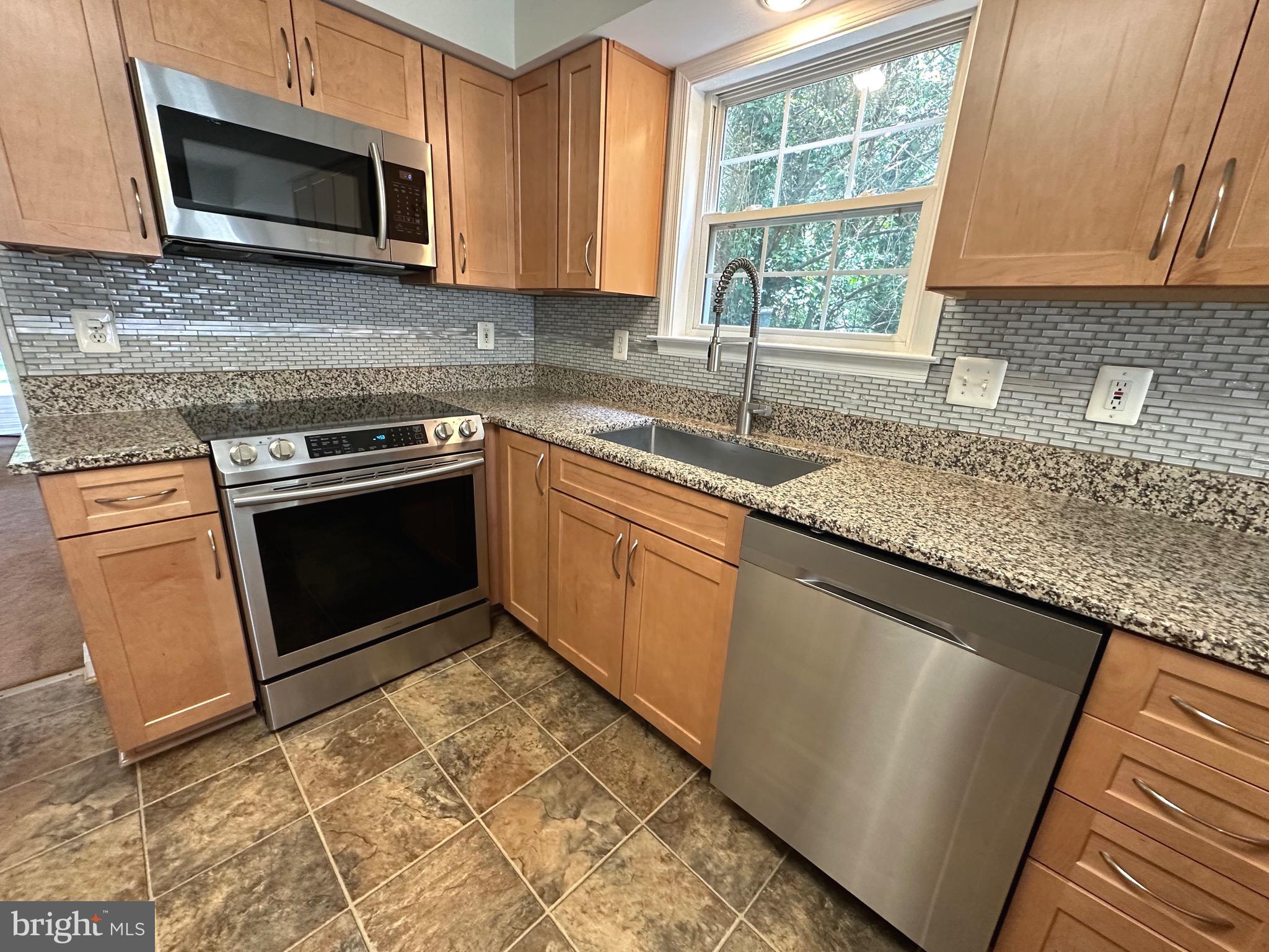 DRUM POINT - Residential