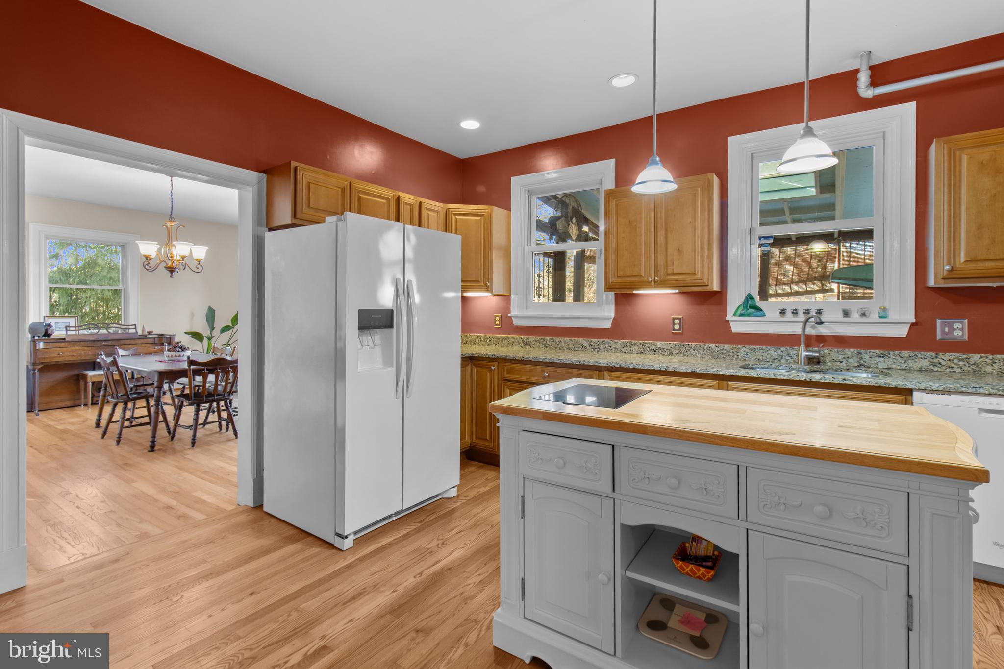 MOUNT WASHINGTON - Residential