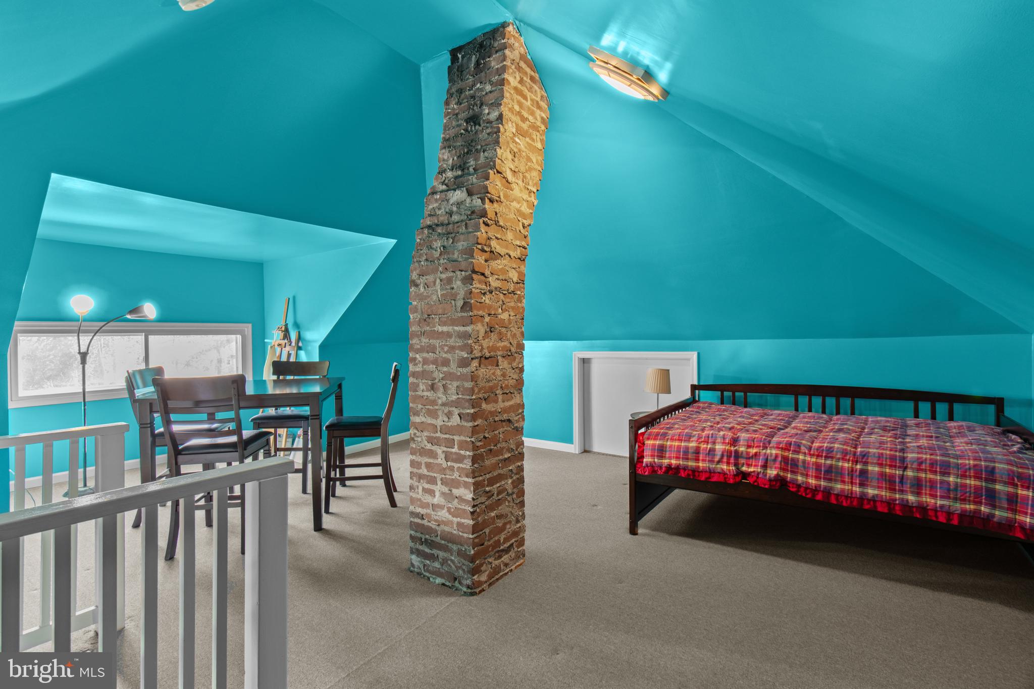 MOUNT WASHINGTON - Residential