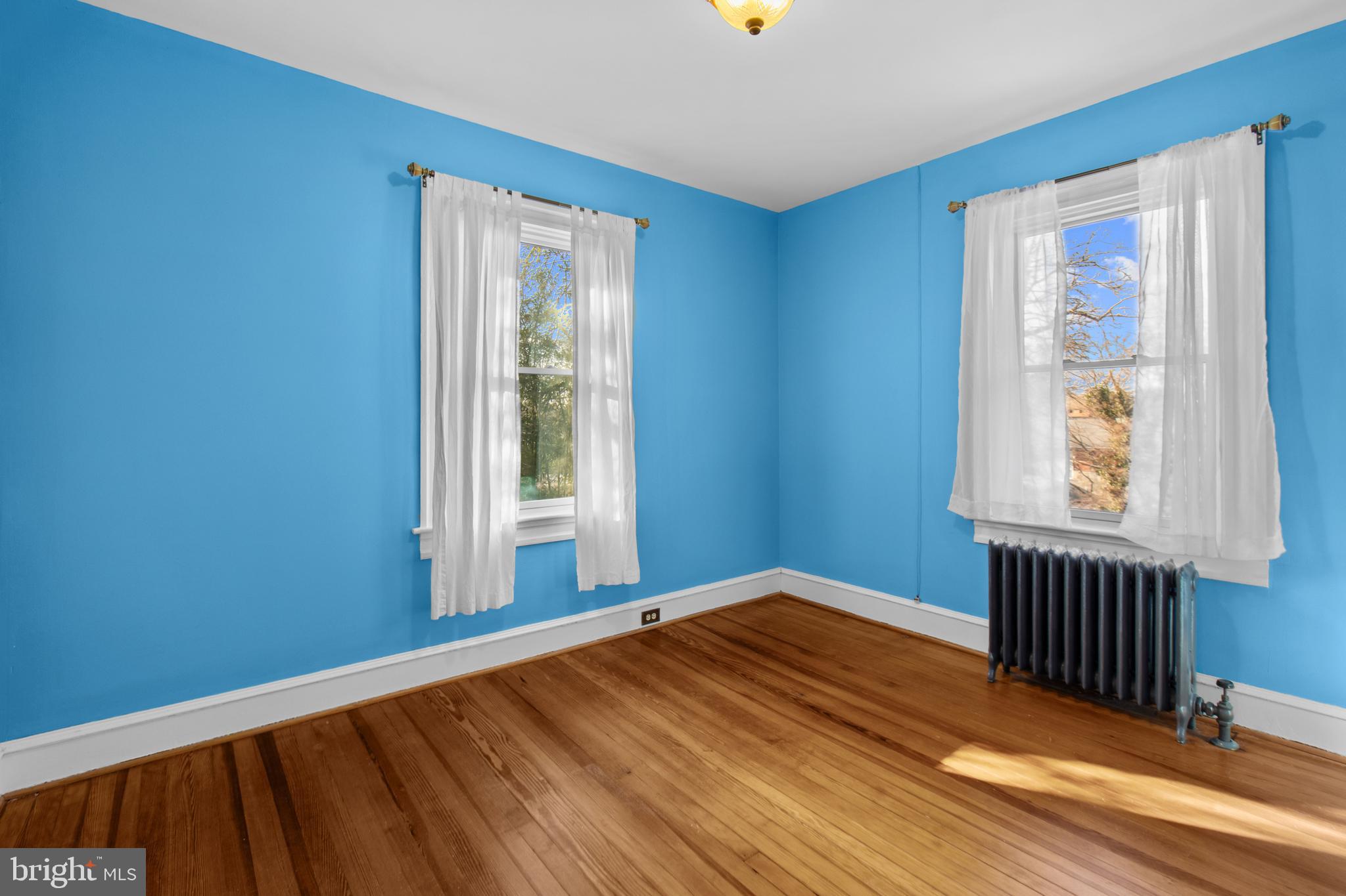 MOUNT WASHINGTON - Residential