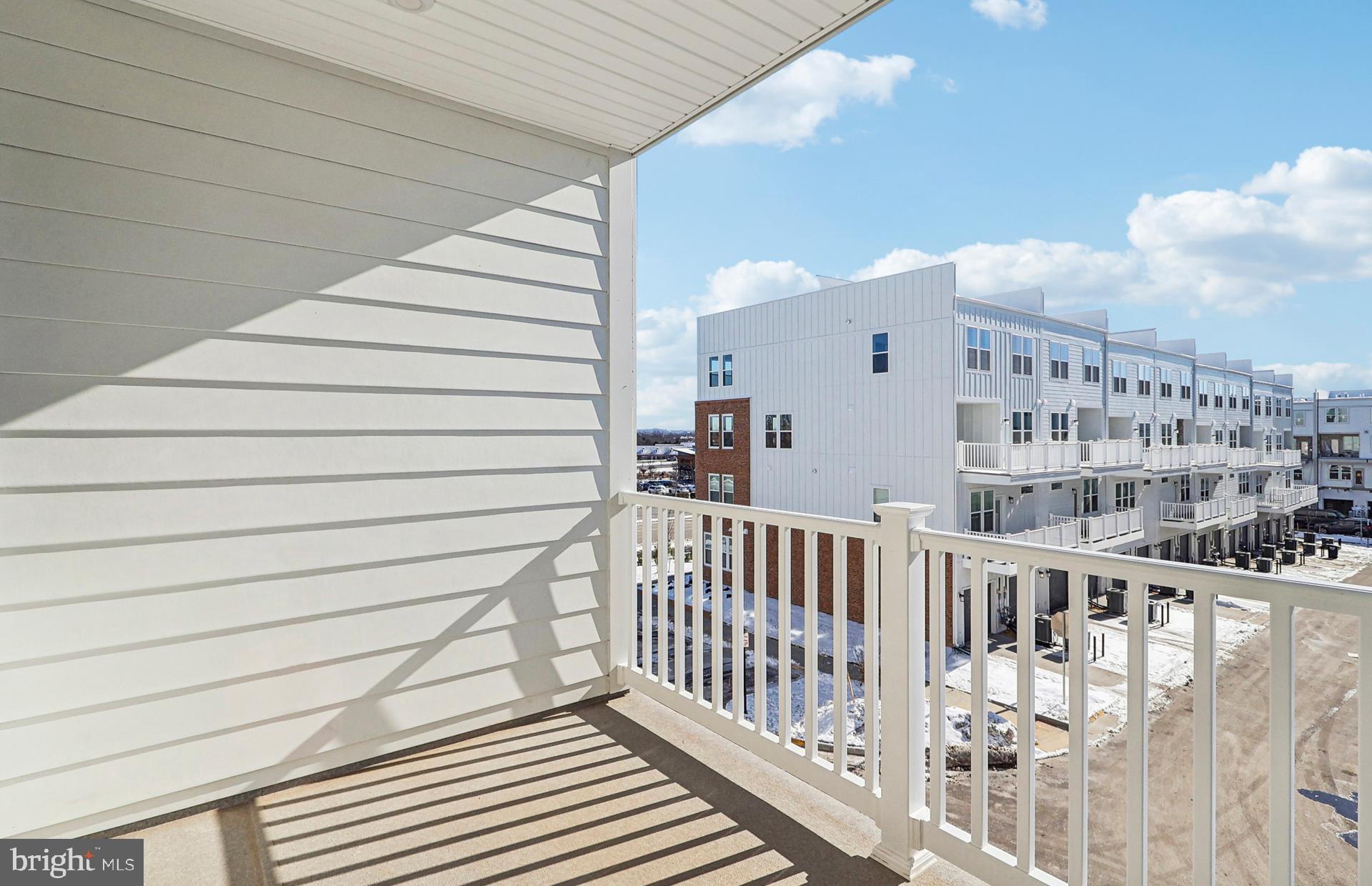 BELMONT OVERLOOK - Residential