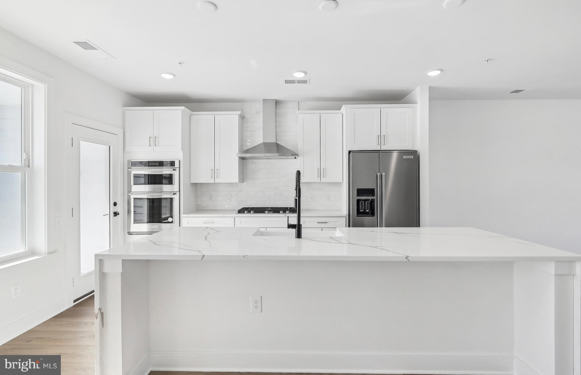 BELMONT OVERLOOK - Residential