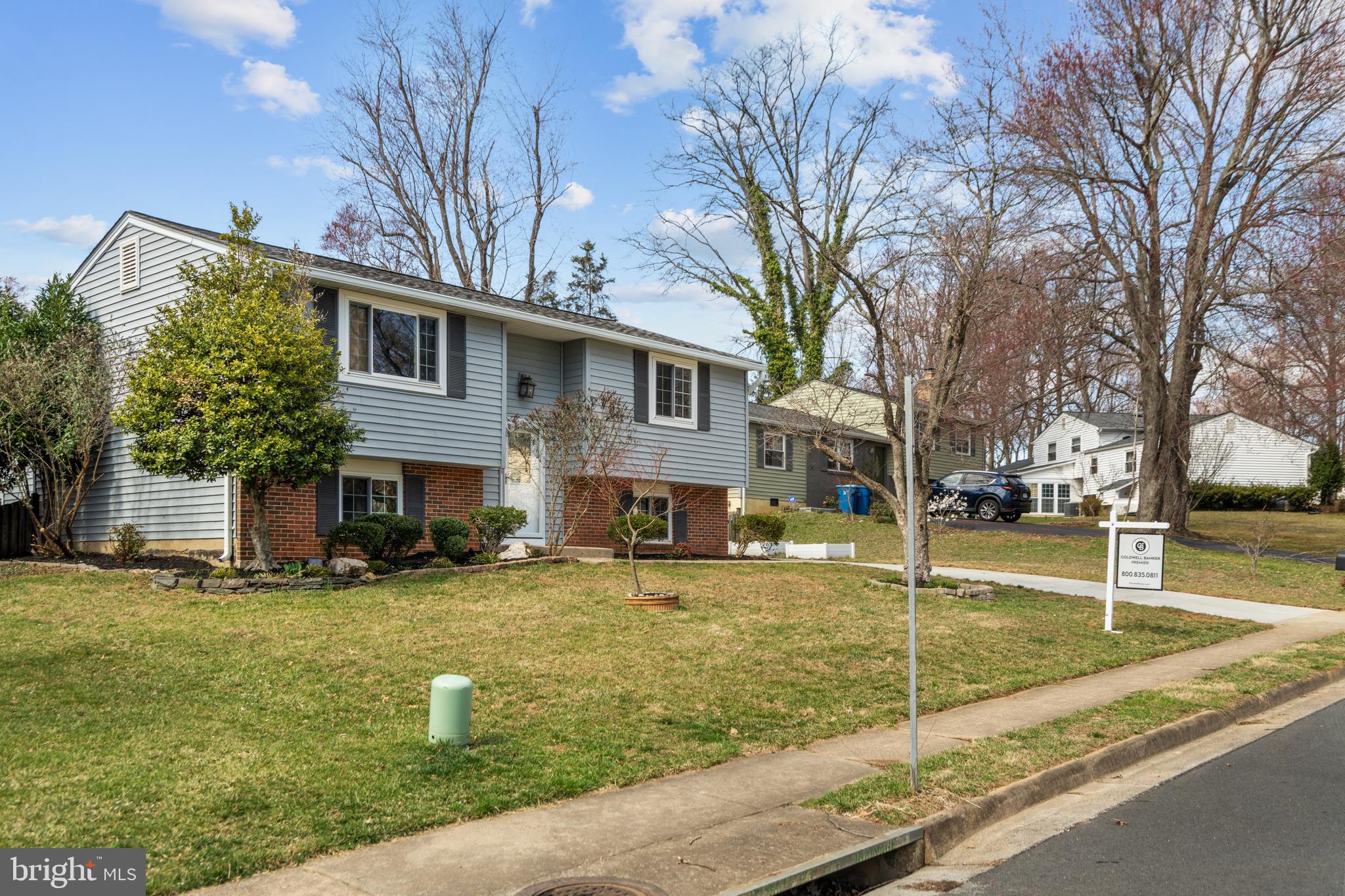 EDGELEA WOODS - Residential