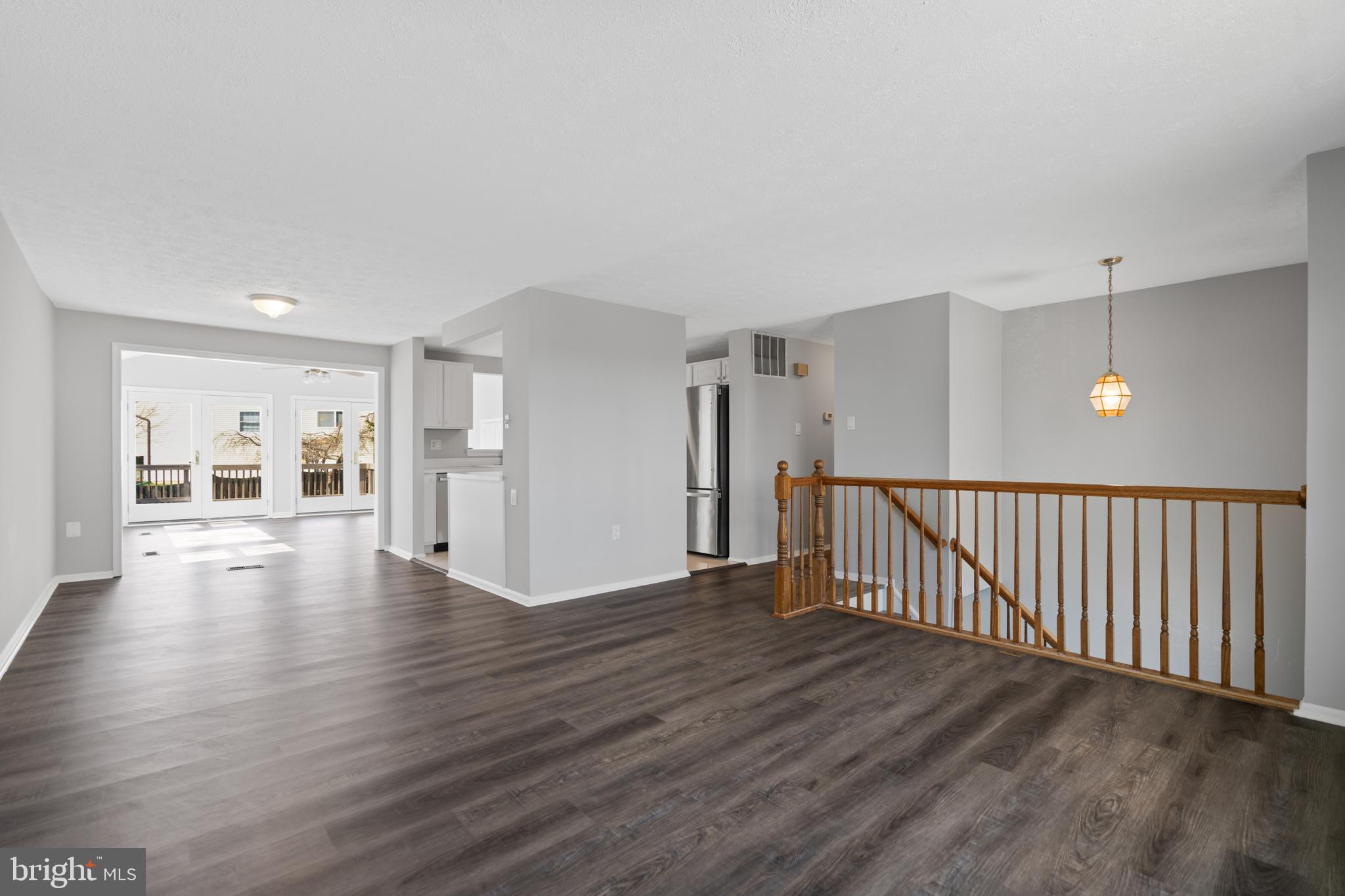 EDGELEA WOODS - Residential