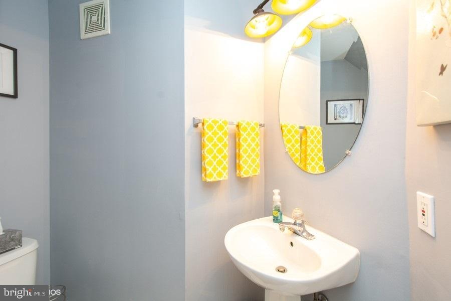 SYCAMORES AT VAN DORN - Residential