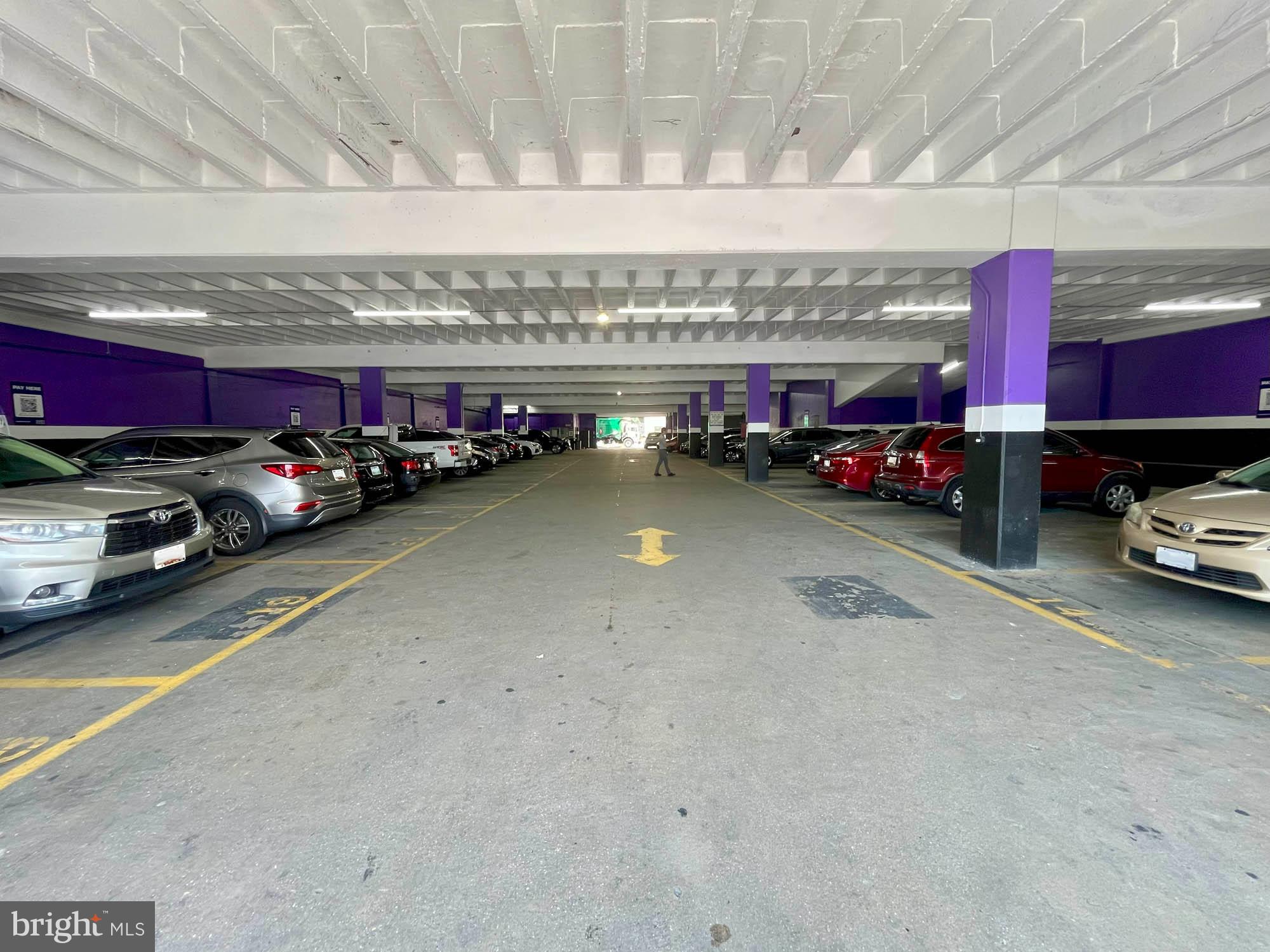 DOWNTOWN - Commercial Sale