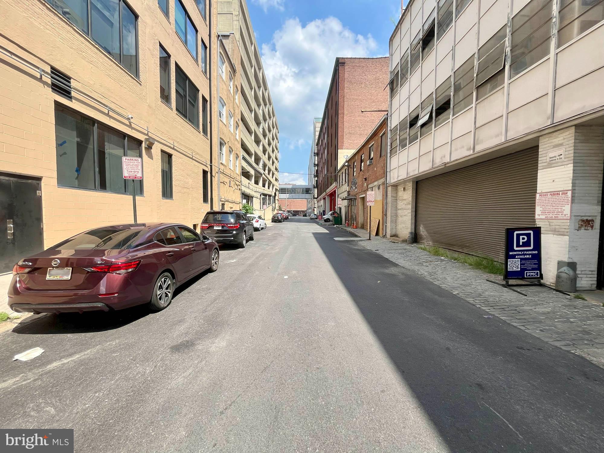 DOWNTOWN - Commercial Sale