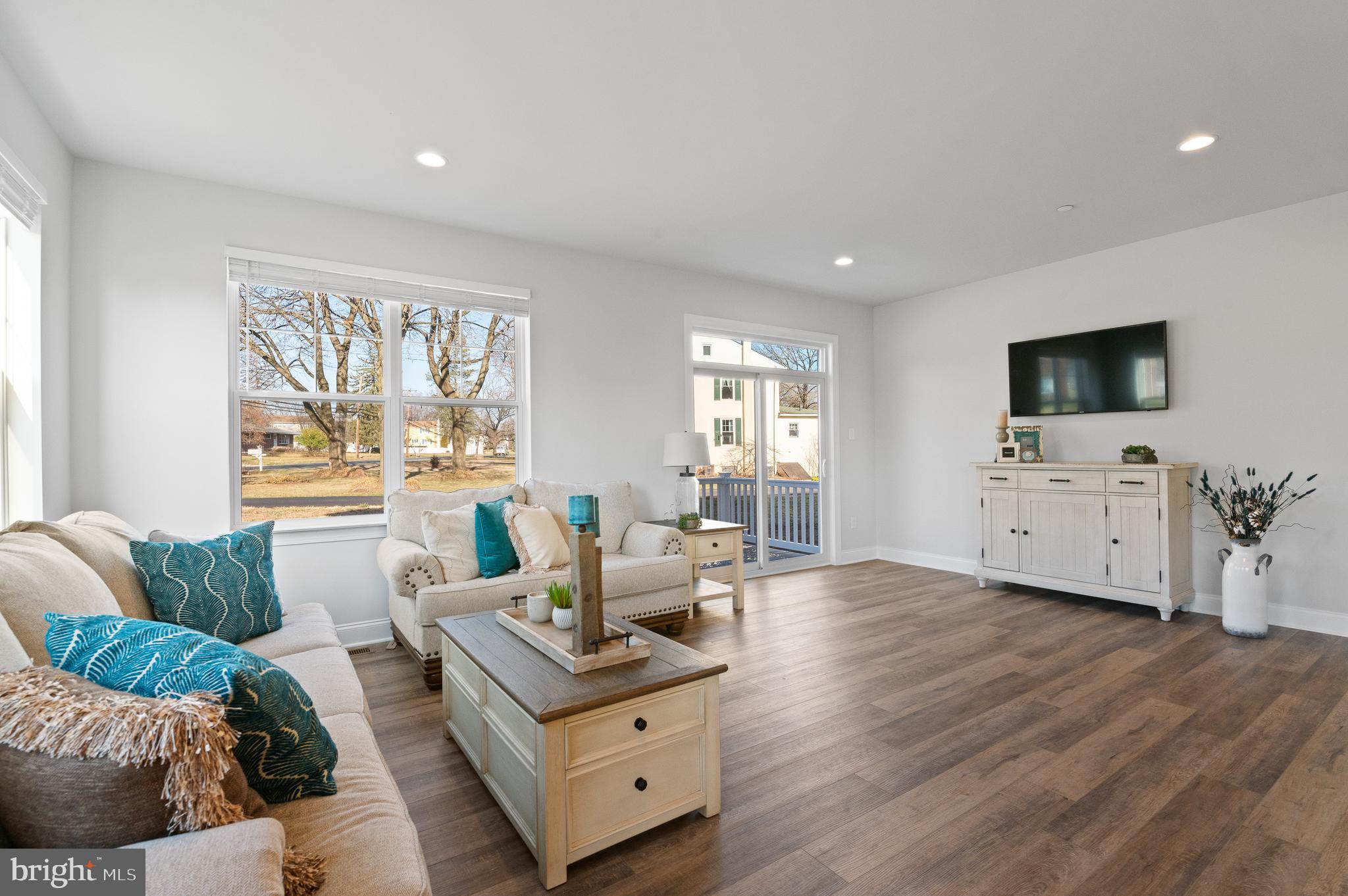 THE RESERVE AT OLD ARCH - Residential