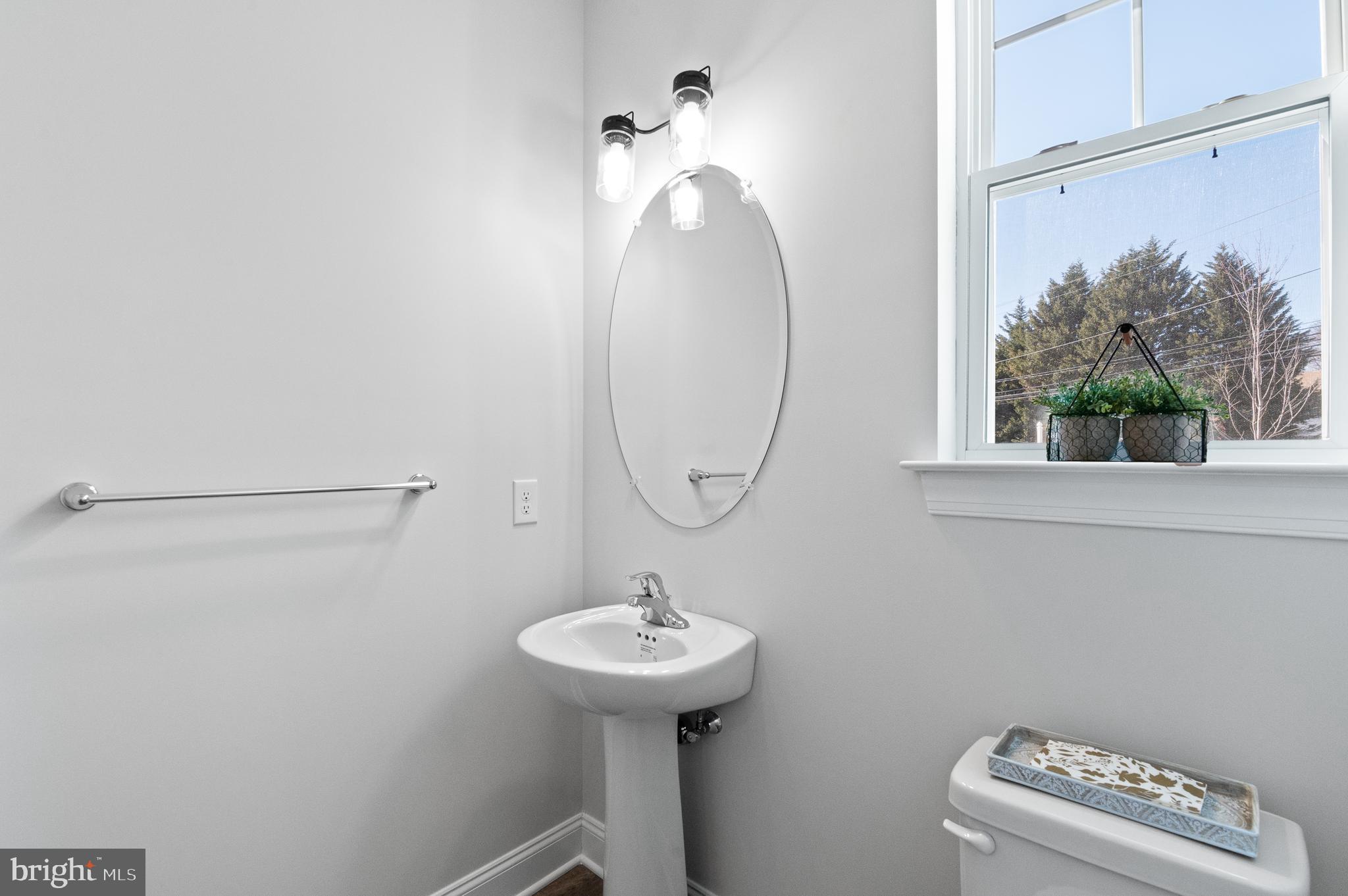 THE RESERVE AT OLD ARCH - Residential