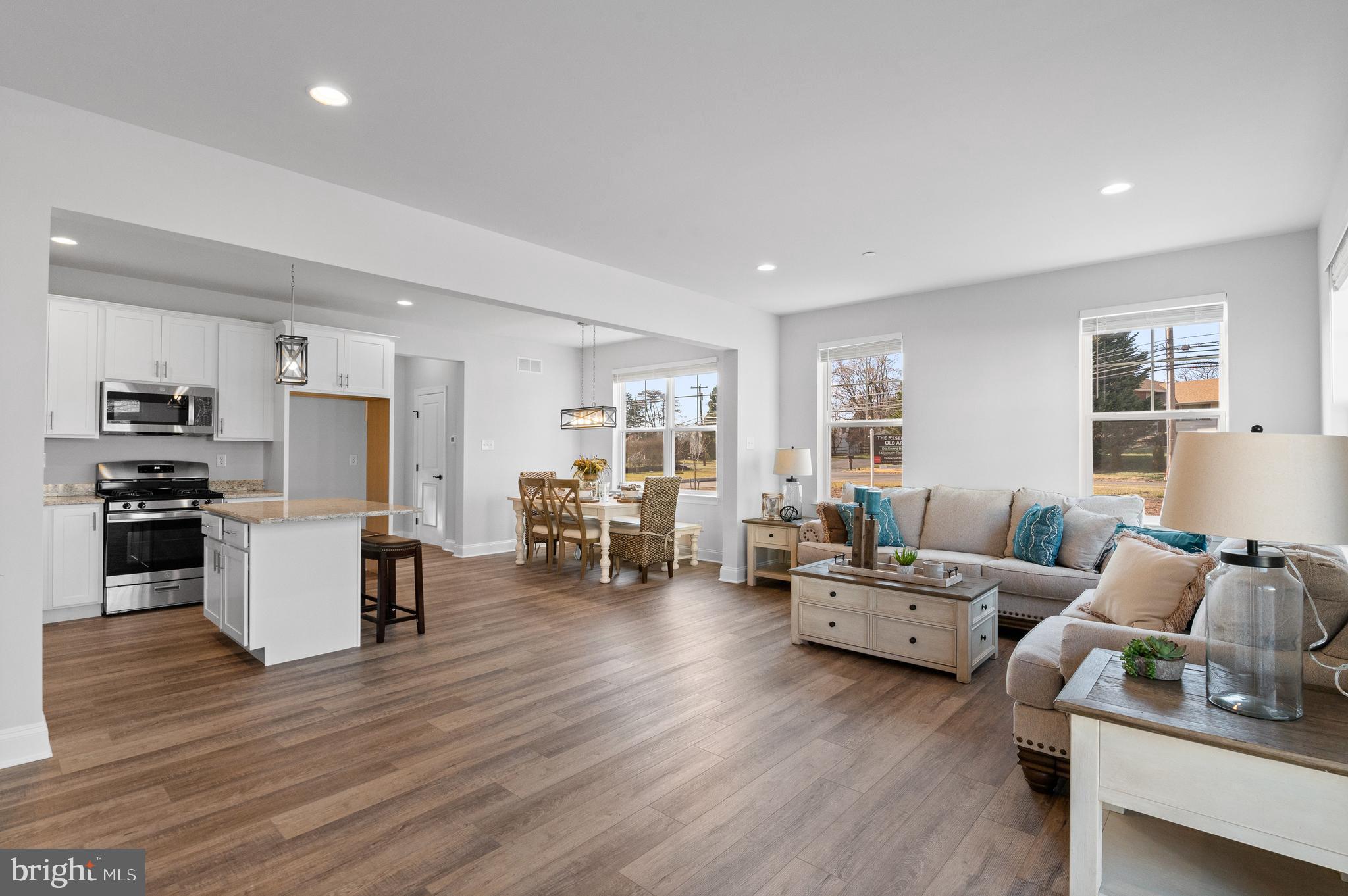 THE RESERVE AT OLD ARCH - Residential