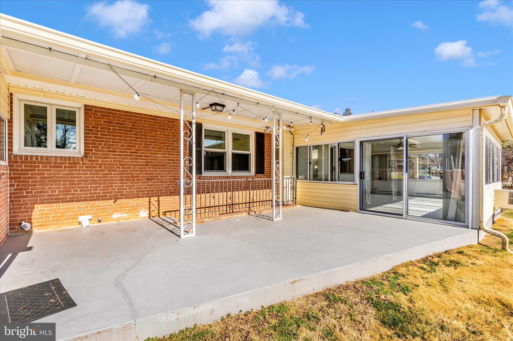 GLEN HILLS - Residential