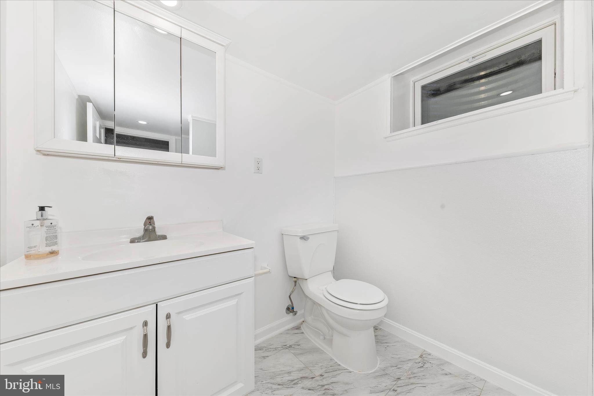 GLEN HILLS - Residential