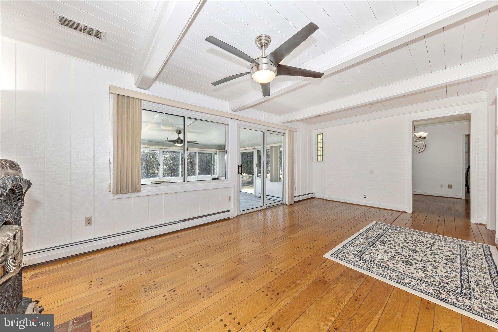 GLEN HILLS - Residential
