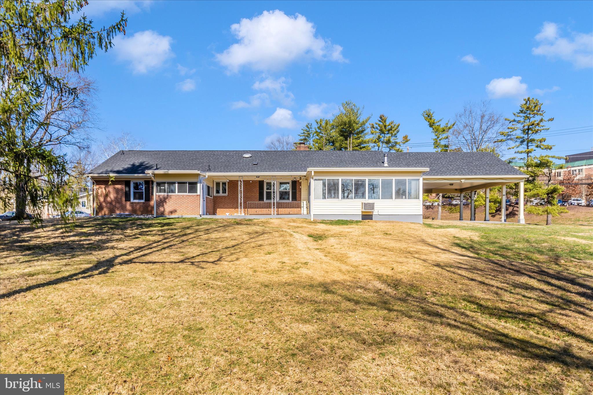 GLEN HILLS - Residential