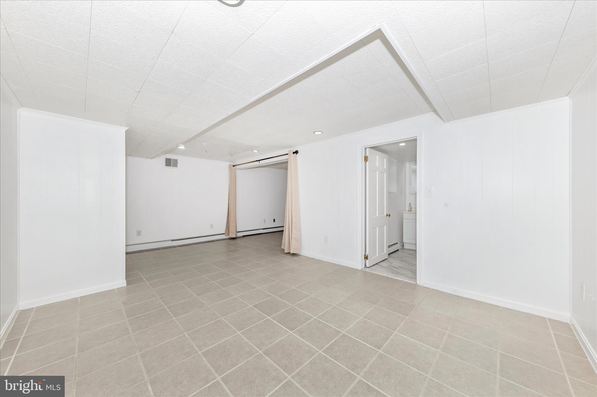GLEN HILLS - Residential